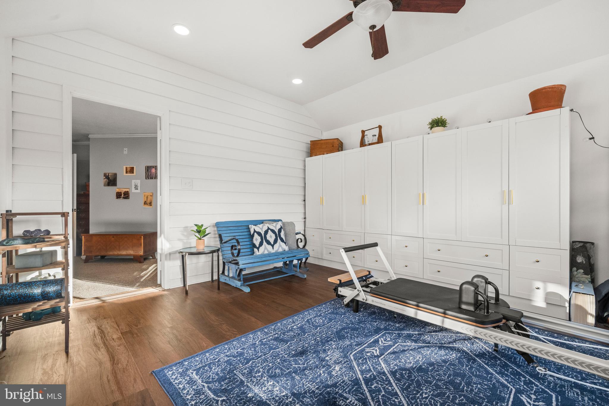 LAKE HOLIDAY ESTATES - Residential