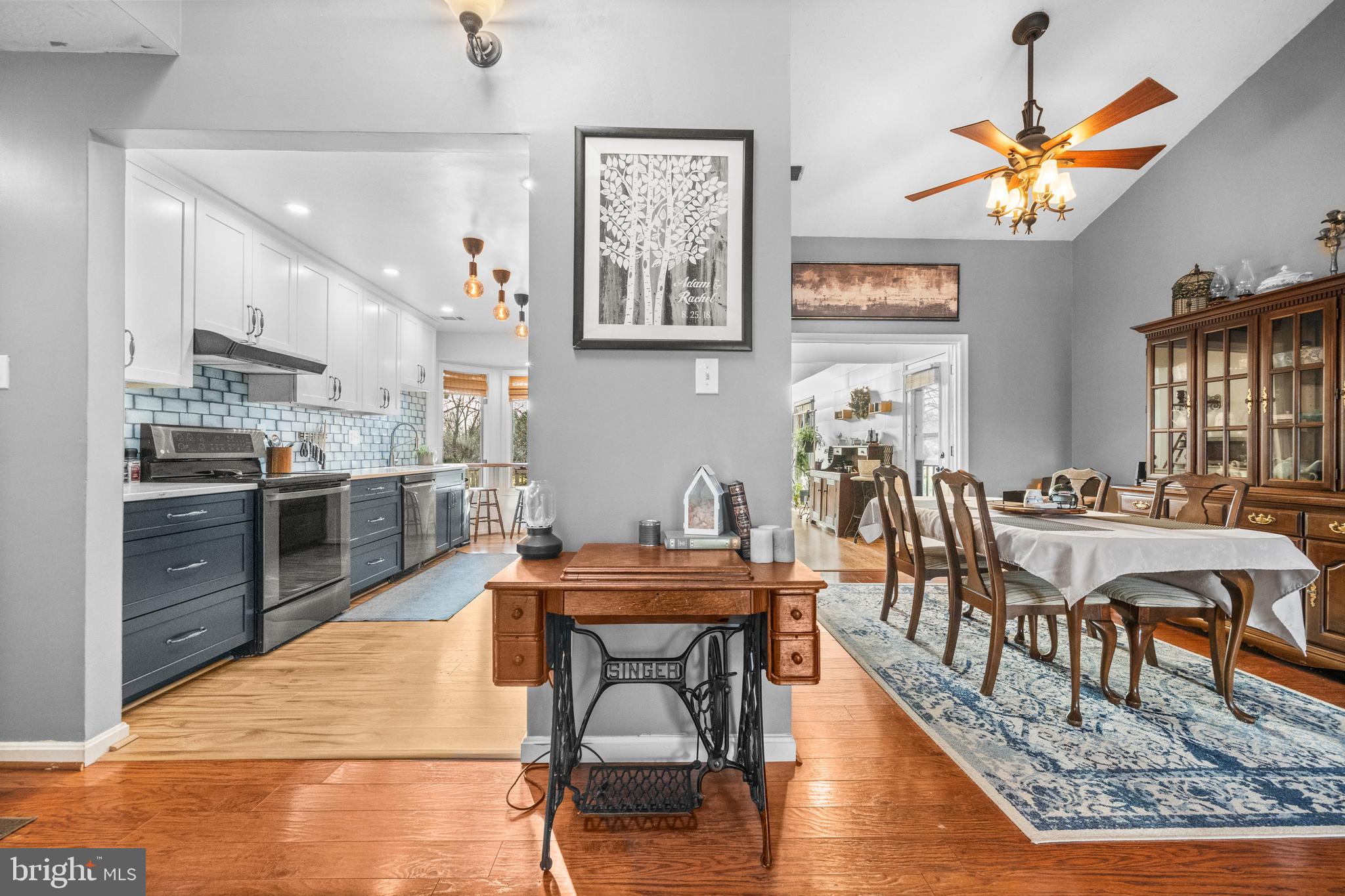 LAKE HOLIDAY ESTATES - Residential