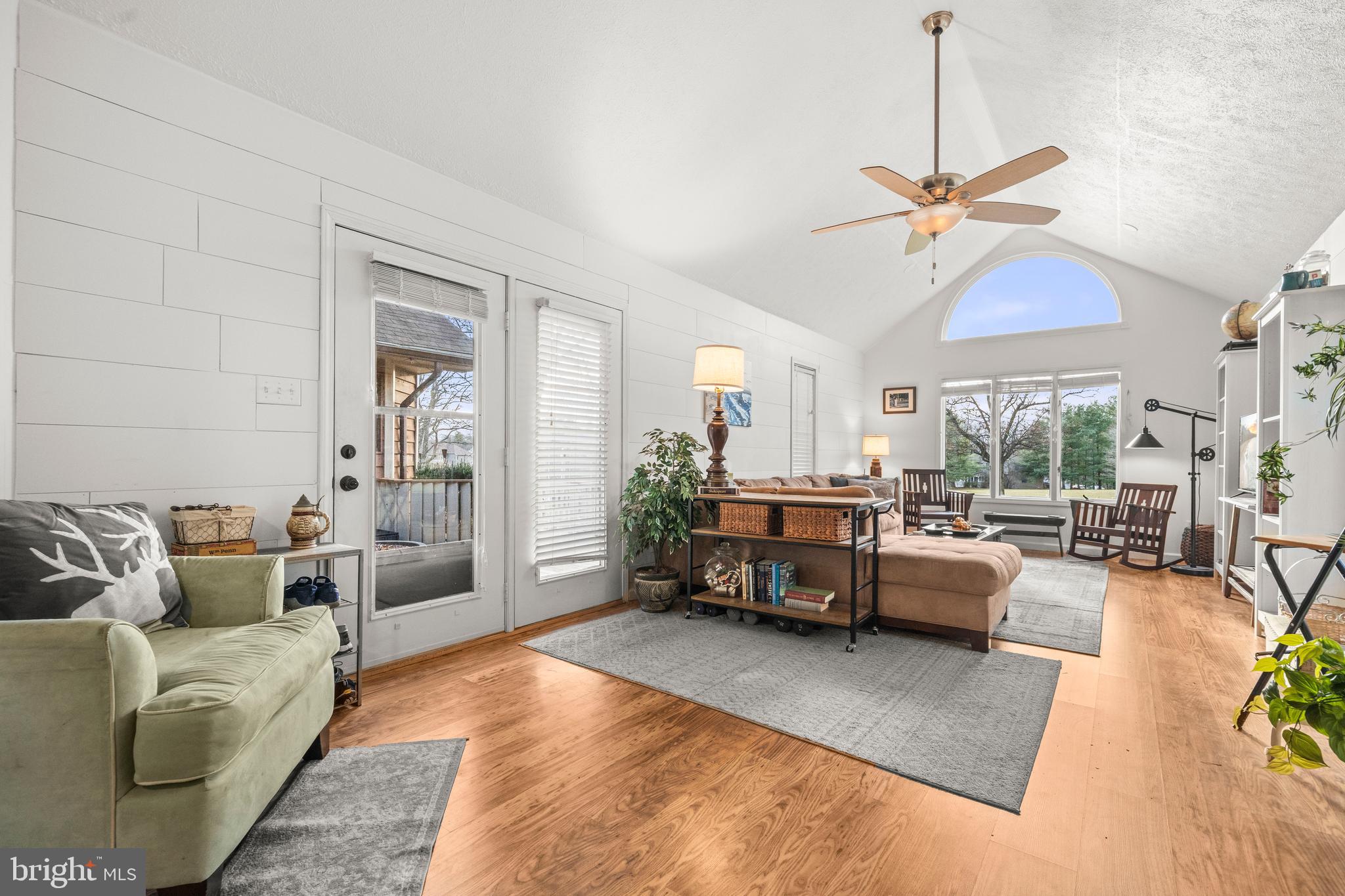 LAKE HOLIDAY ESTATES - Residential