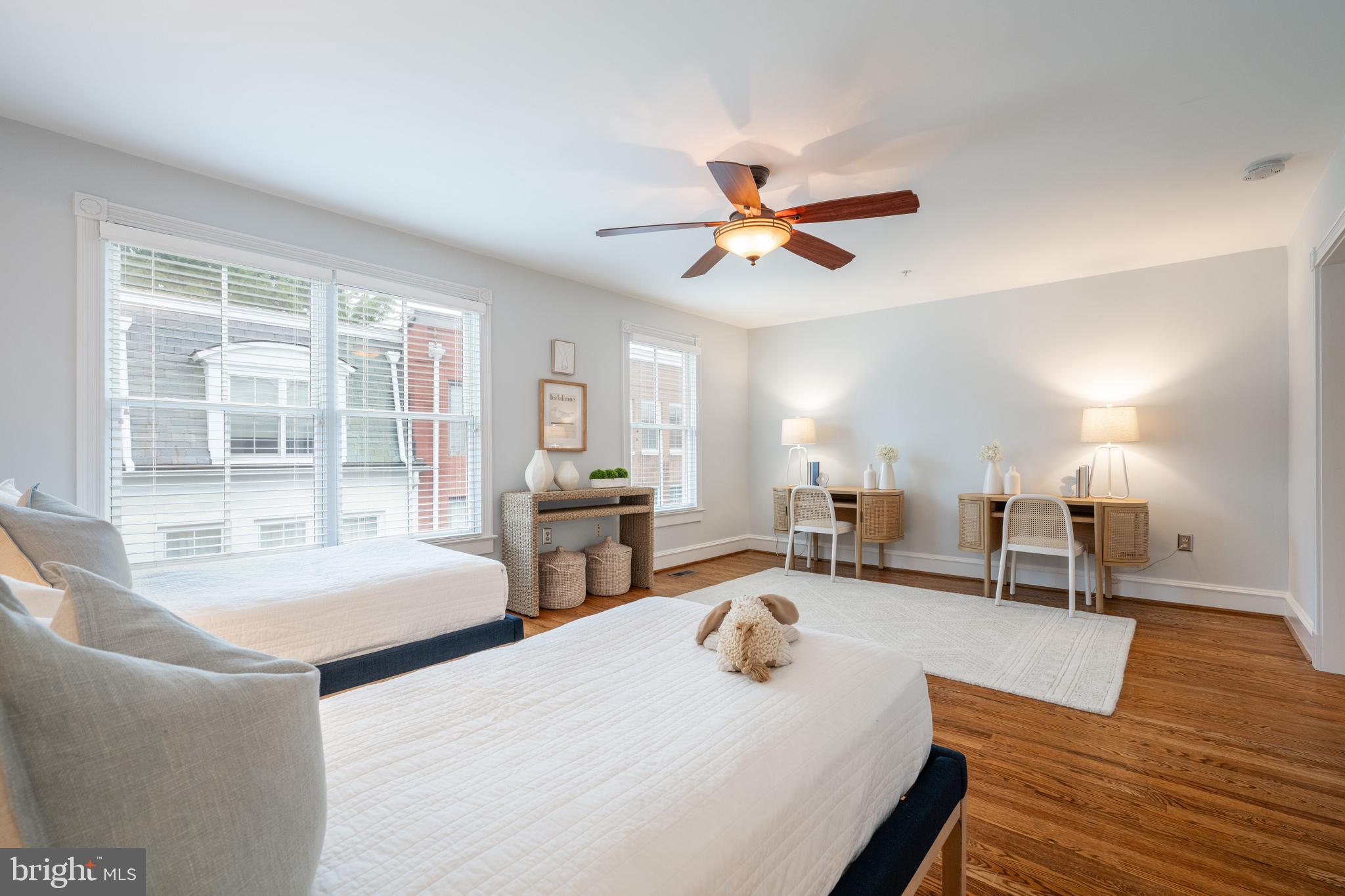 OLD TOWN ALEXANDRIA - Residential