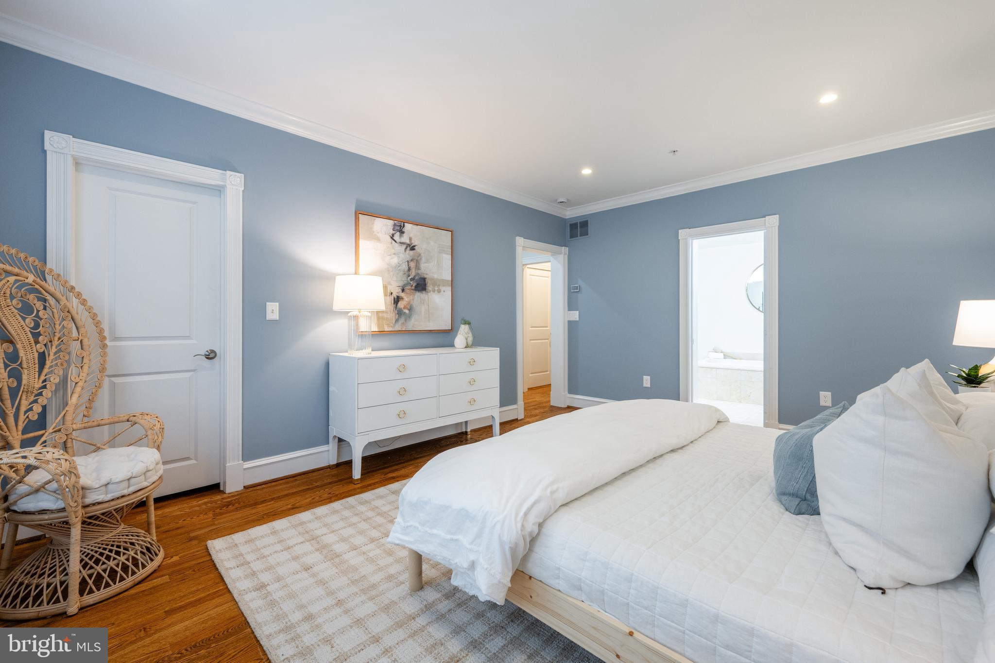 OLD TOWN ALEXANDRIA - Residential