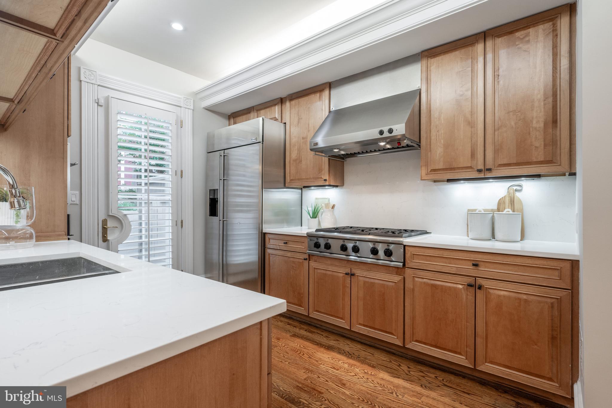 OLD TOWN ALEXANDRIA - Residential