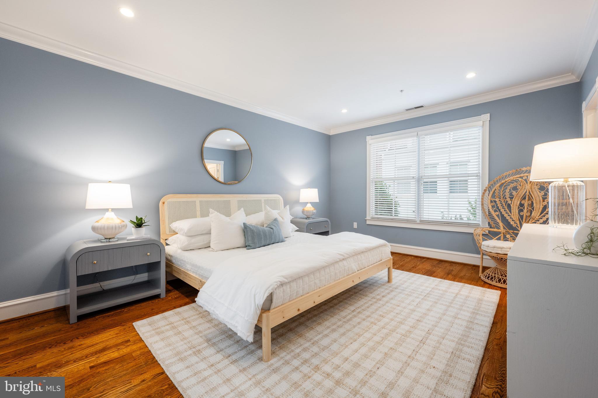 OLD TOWN ALEXANDRIA - Residential