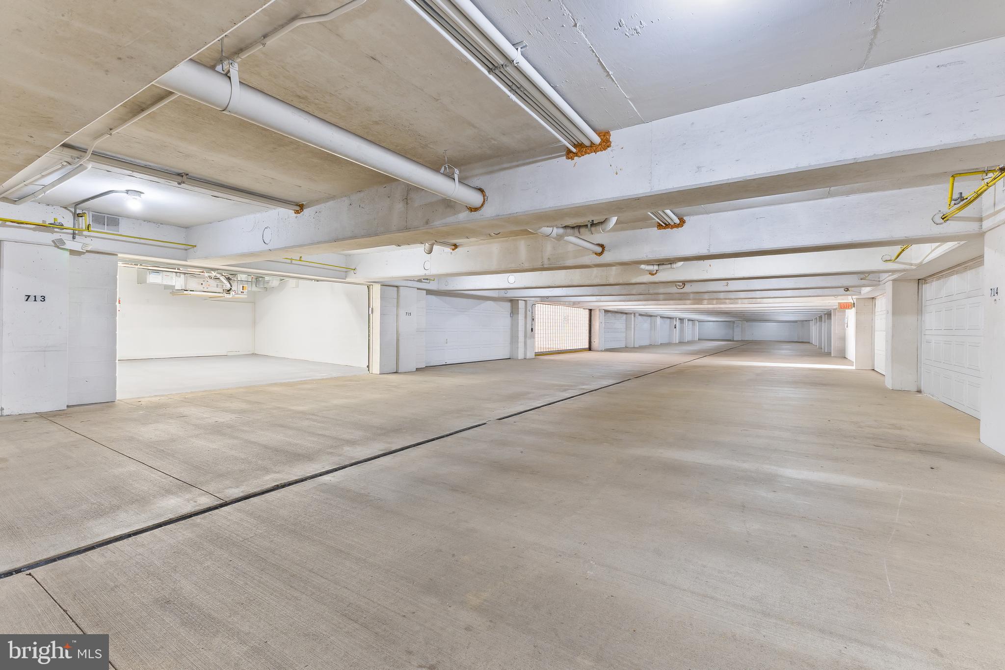 OLD TOWN ALEXANDRIA - Residential