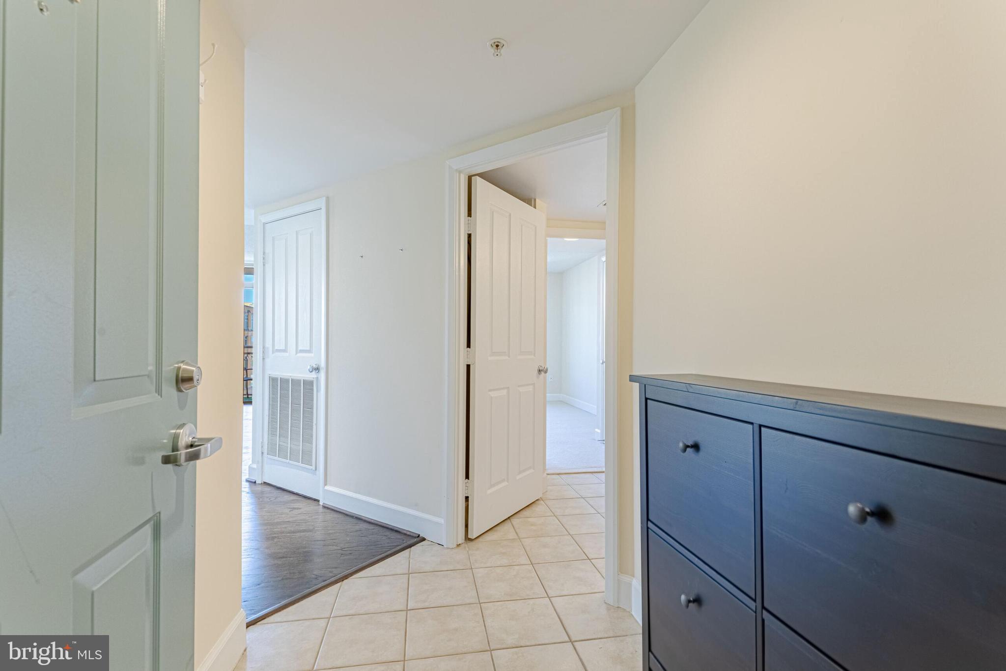 RESIDENCES AT STATION SQUARE - Residential Lease