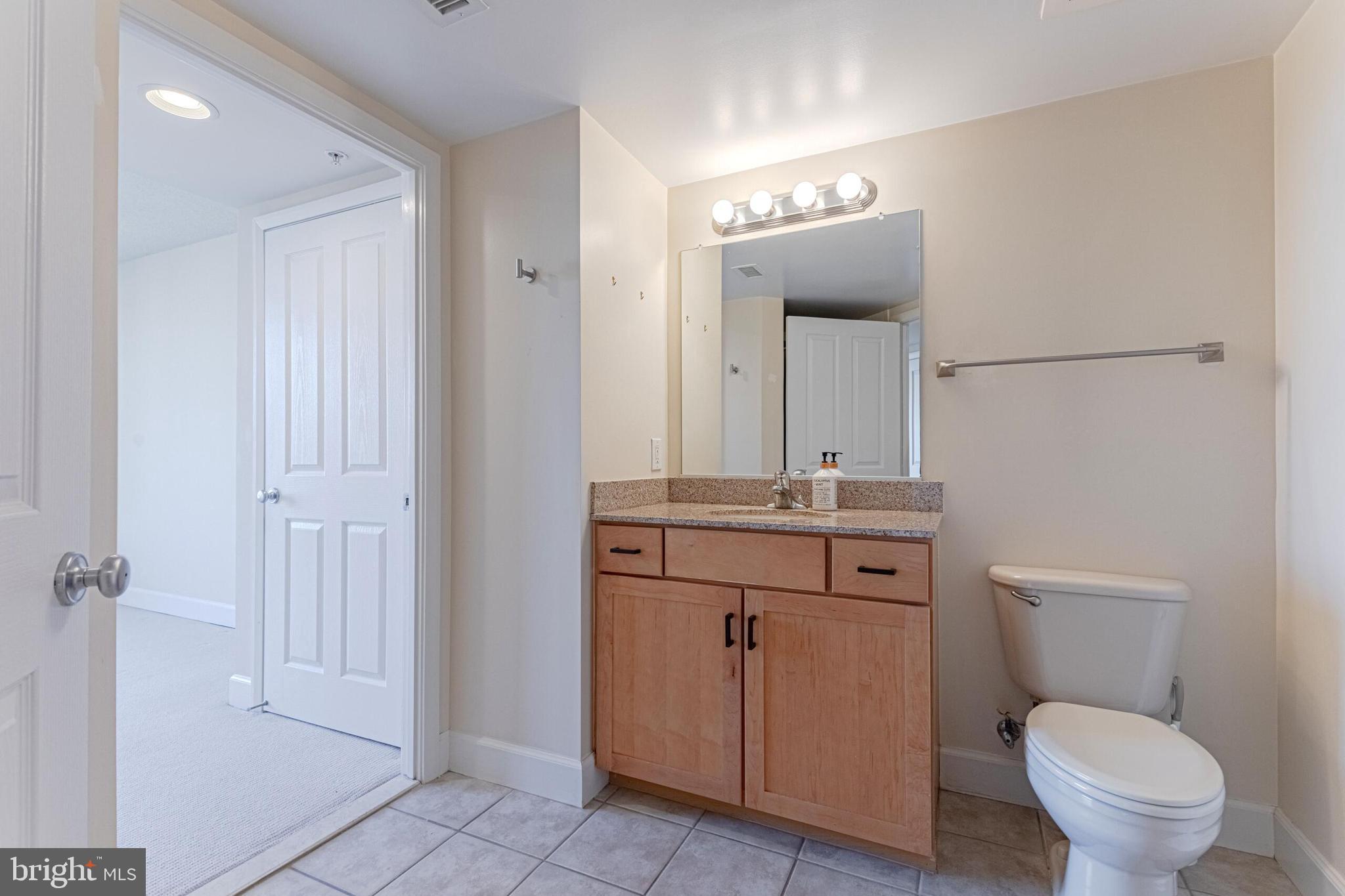 RESIDENCES AT STATION SQUARE - Residential Lease