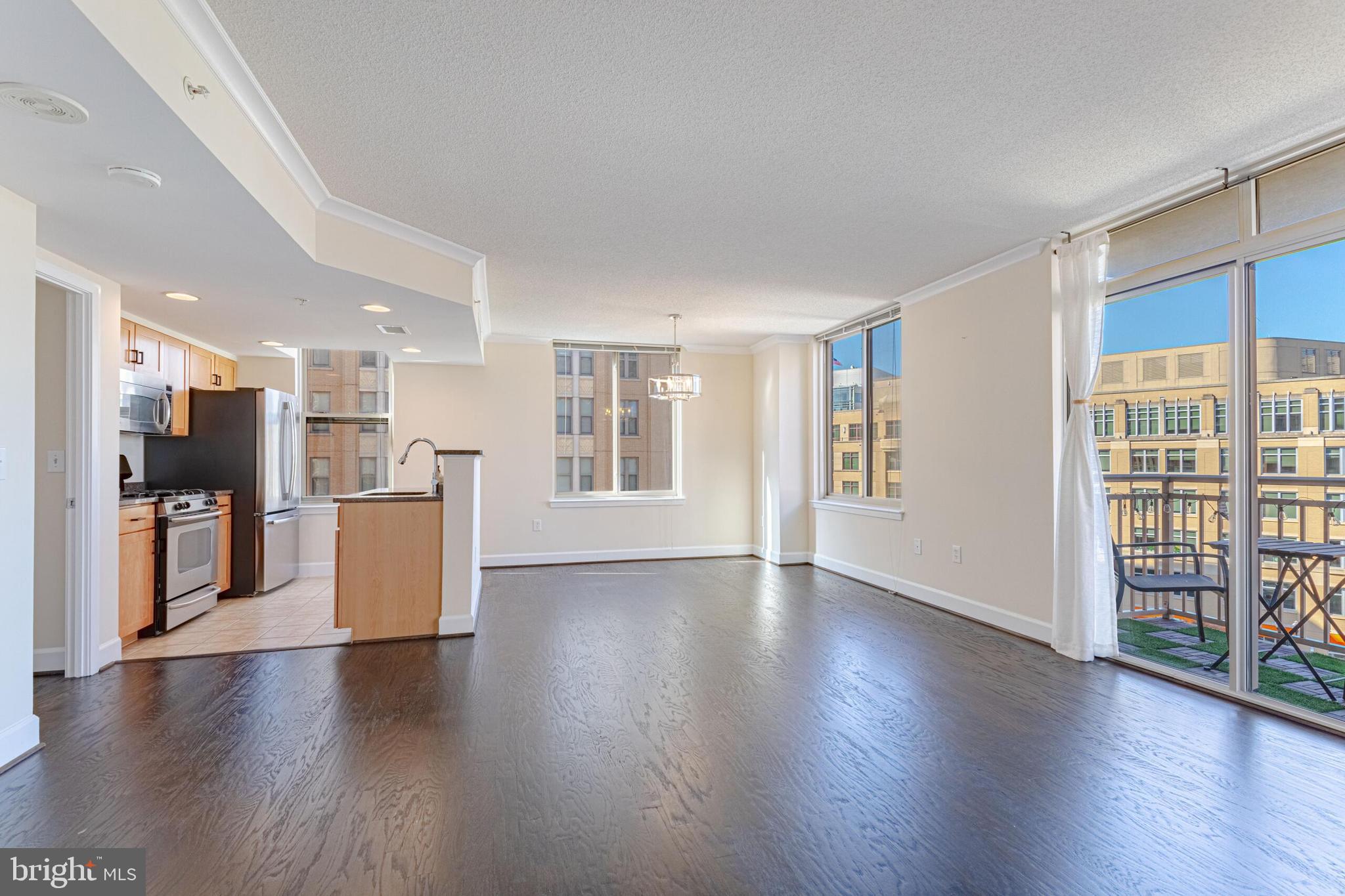 RESIDENCES AT STATION SQUARE - Residential Lease