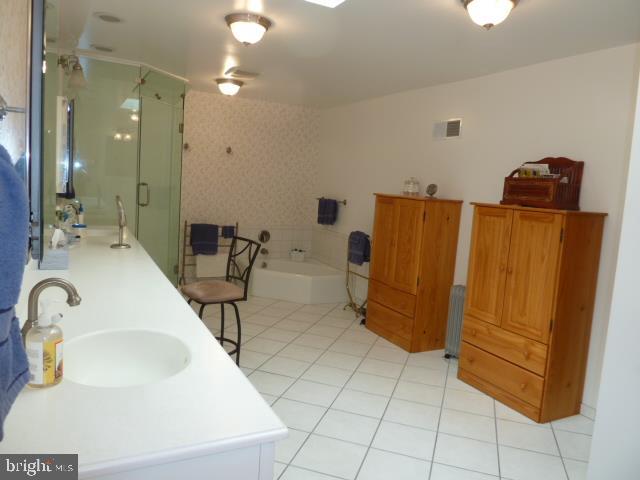 OLD WYNDHAM HILLS - Residential