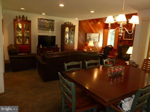 OLD WYNDHAM HILLS - Residential