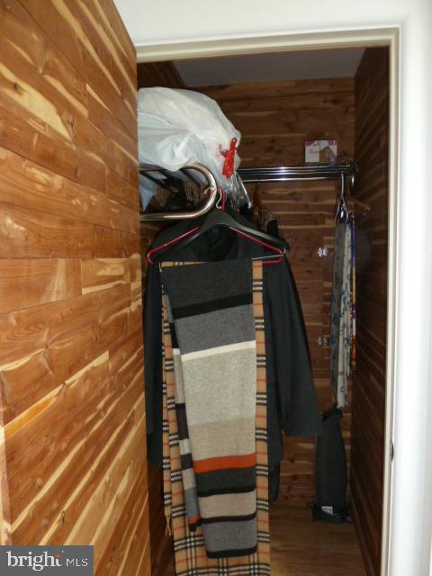 OLD WYNDHAM HILLS - Residential