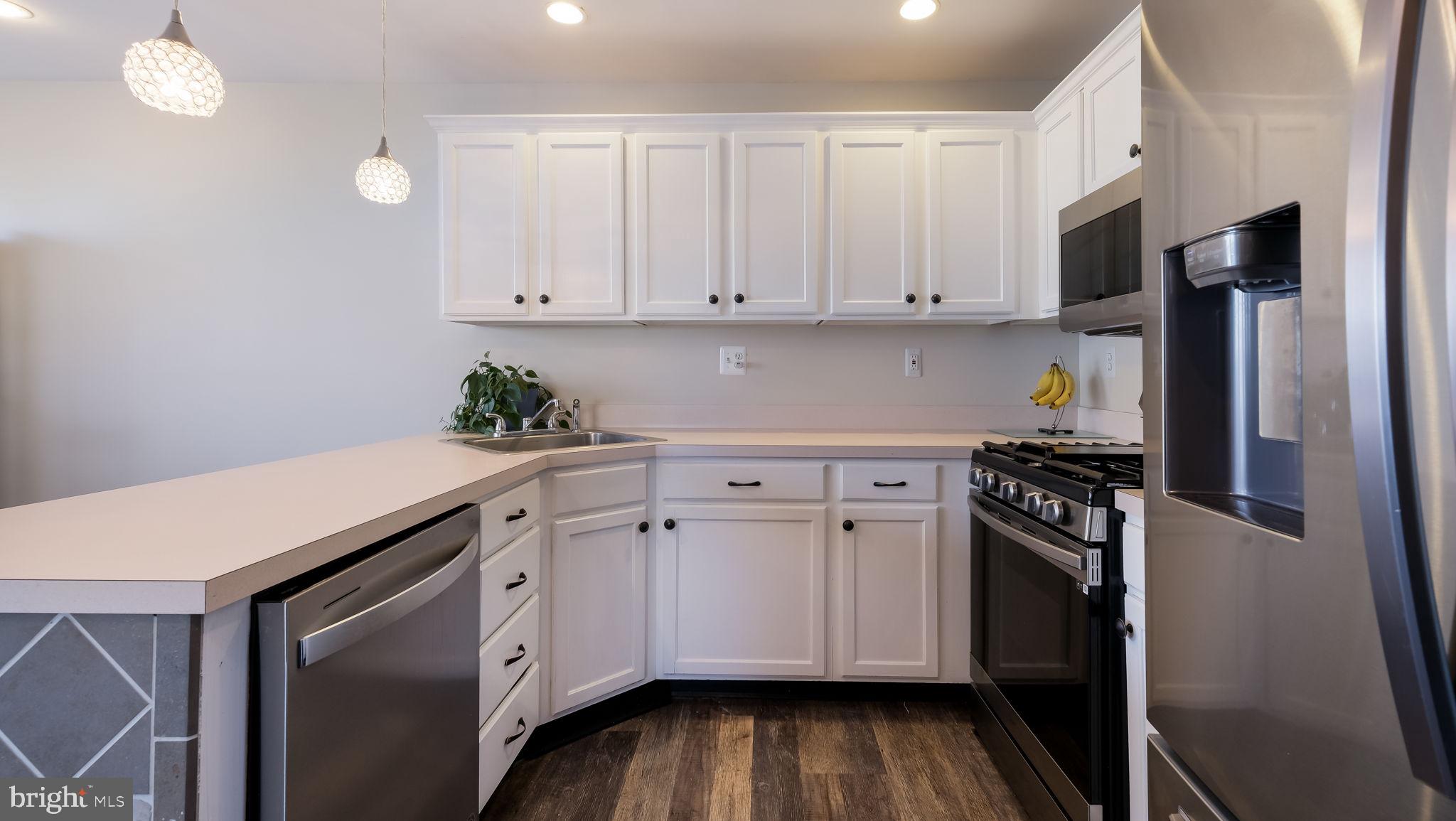 WARWICK GREENE - Residential