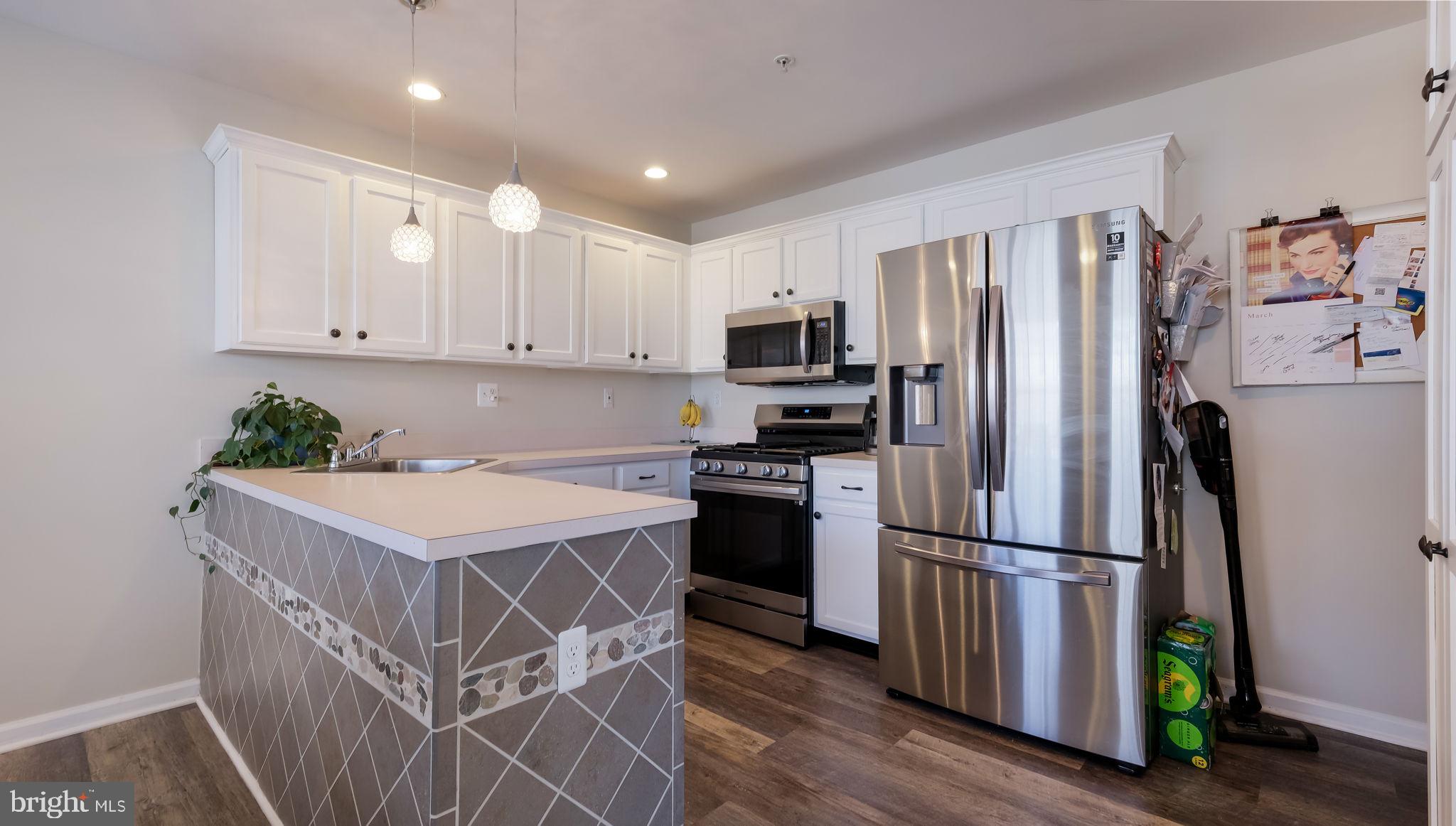 WARWICK GREENE - Residential