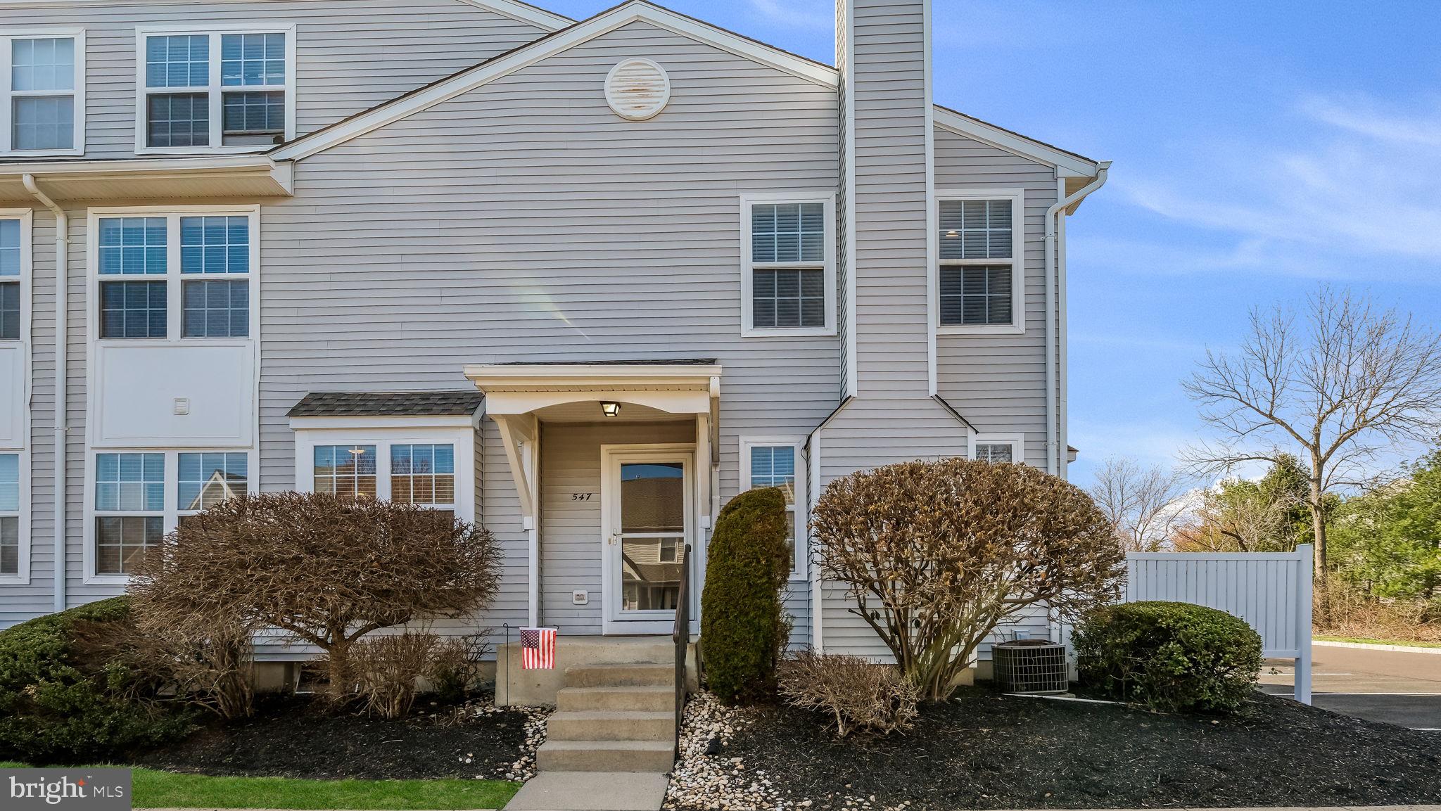 WARWICK GREENE - Residential