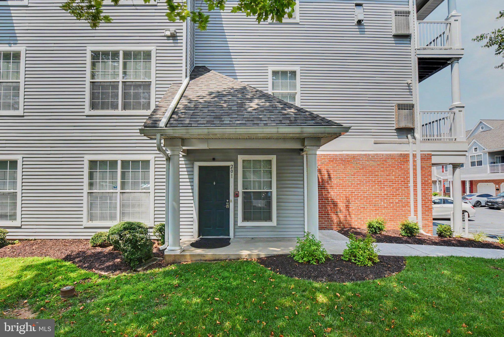 5003 HOLLINGTON DRIVE 201