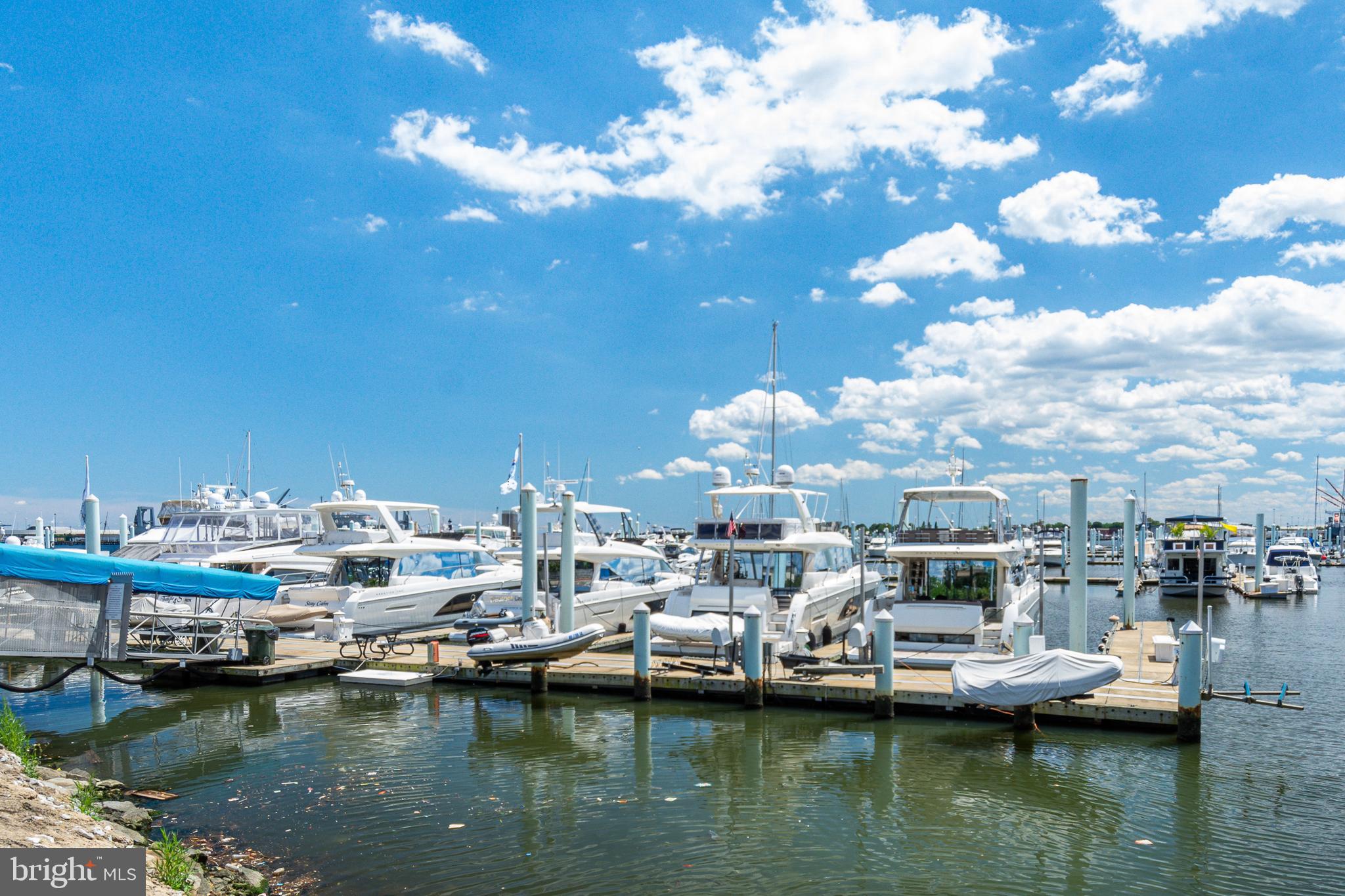 LIGHTHOUSE LANDING - Residential