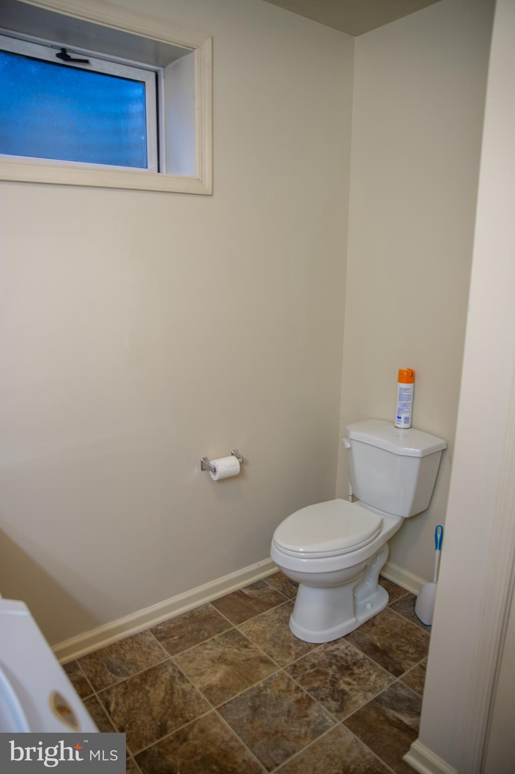 THOROUGHBRED TERRACE - Residential