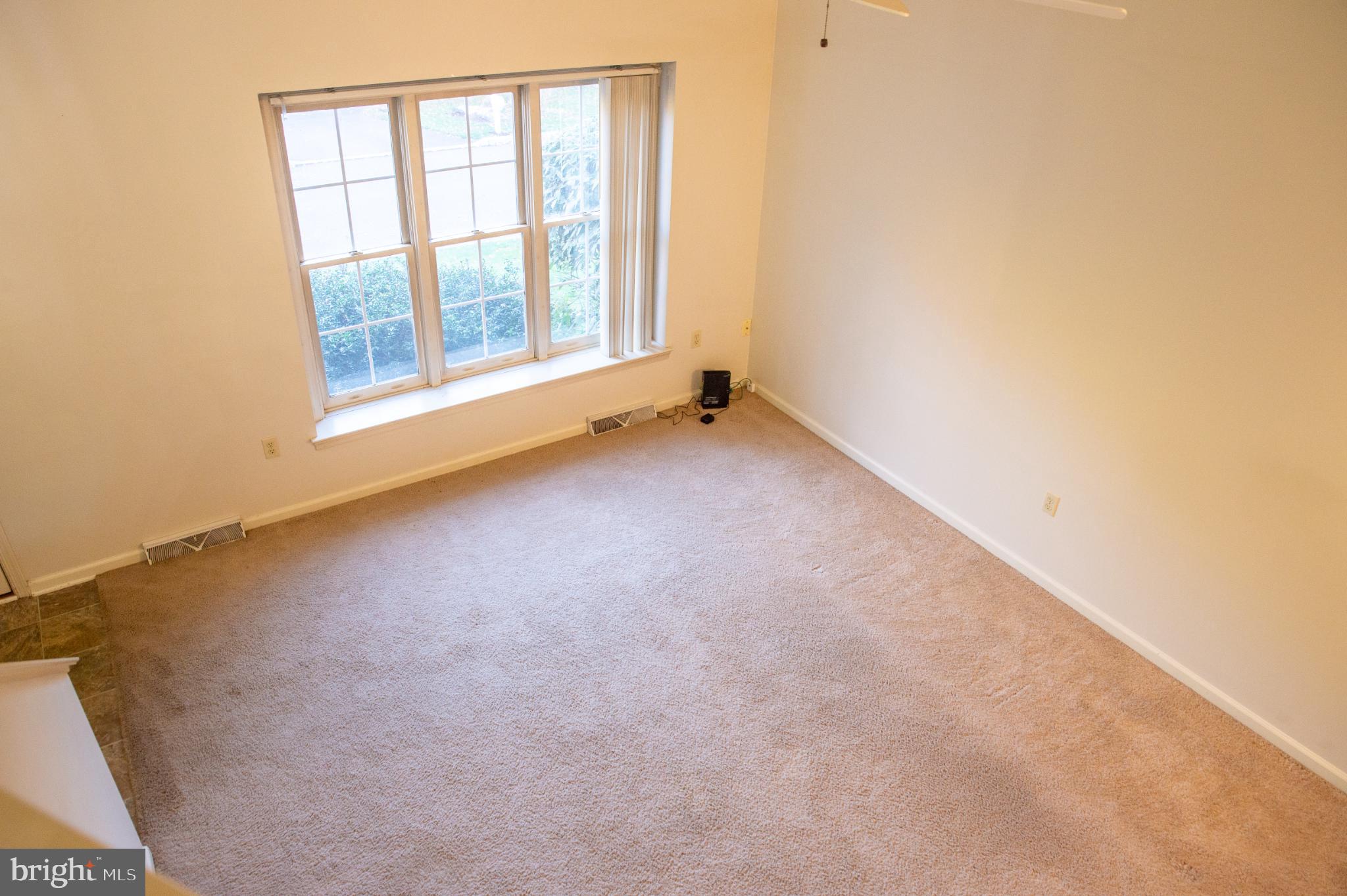 THOROUGHBRED TERRACE - Residential