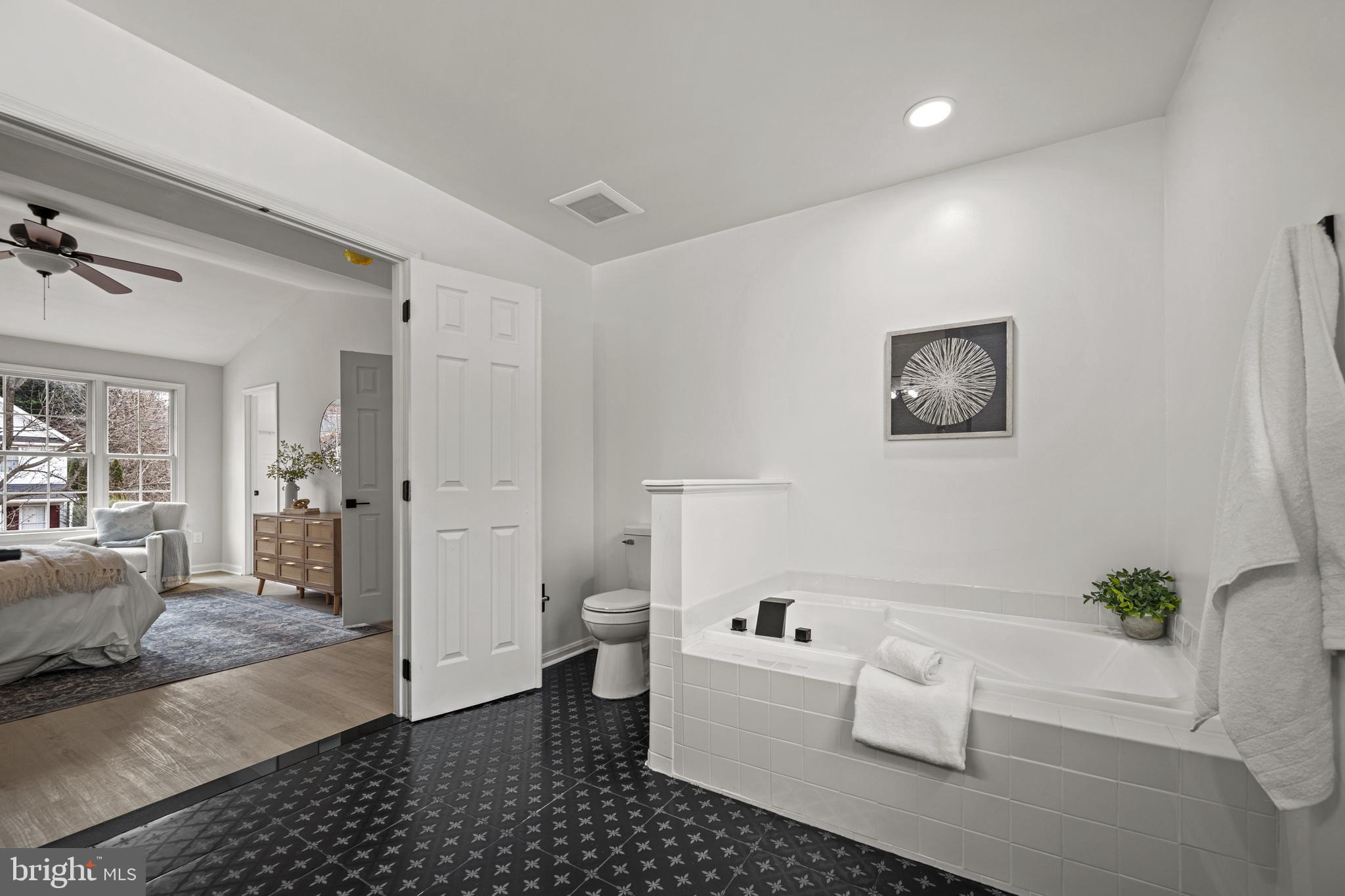 ELDERWOOD VILLAGE - Residential