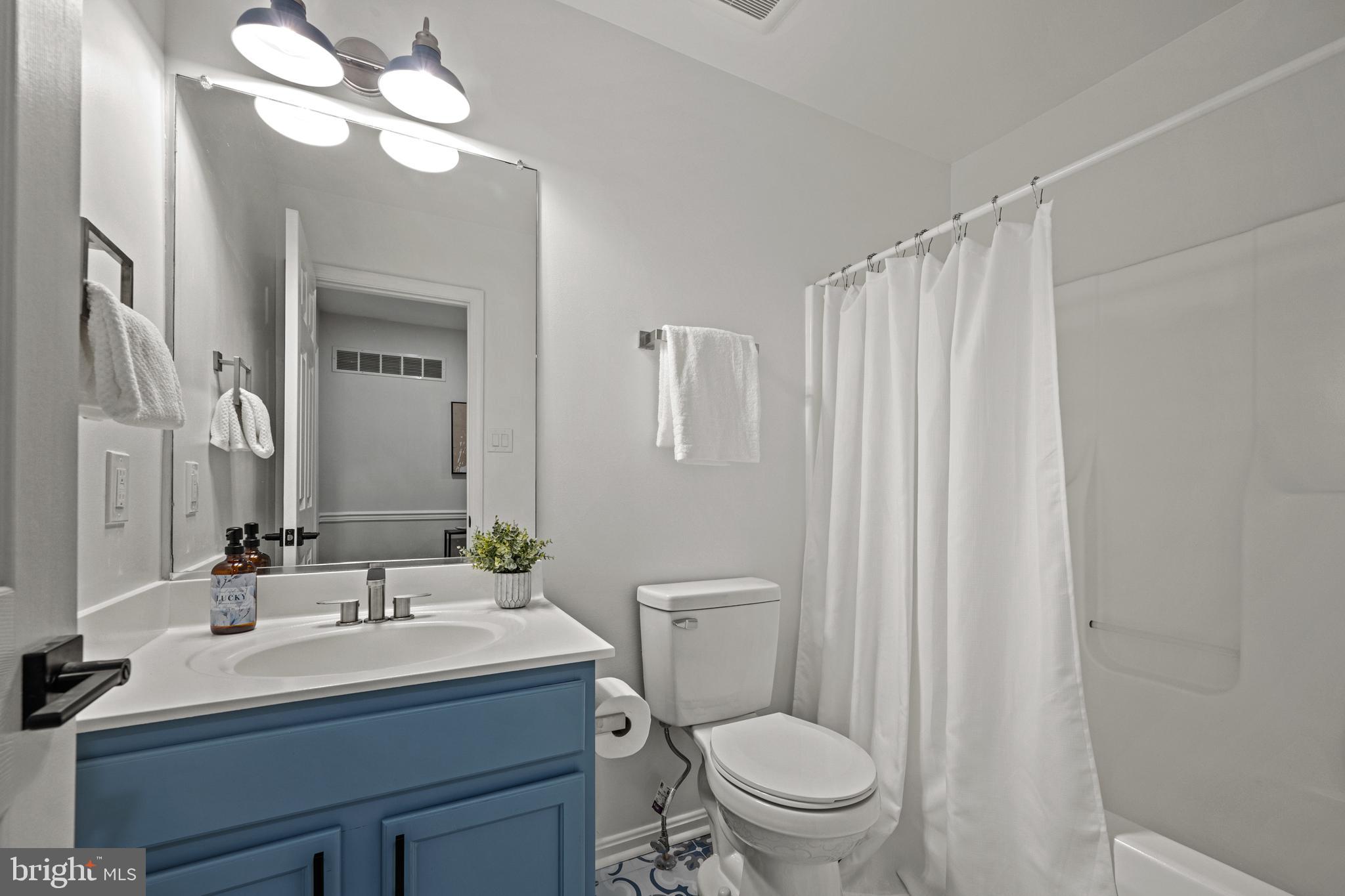 ELDERWOOD VILLAGE - Residential