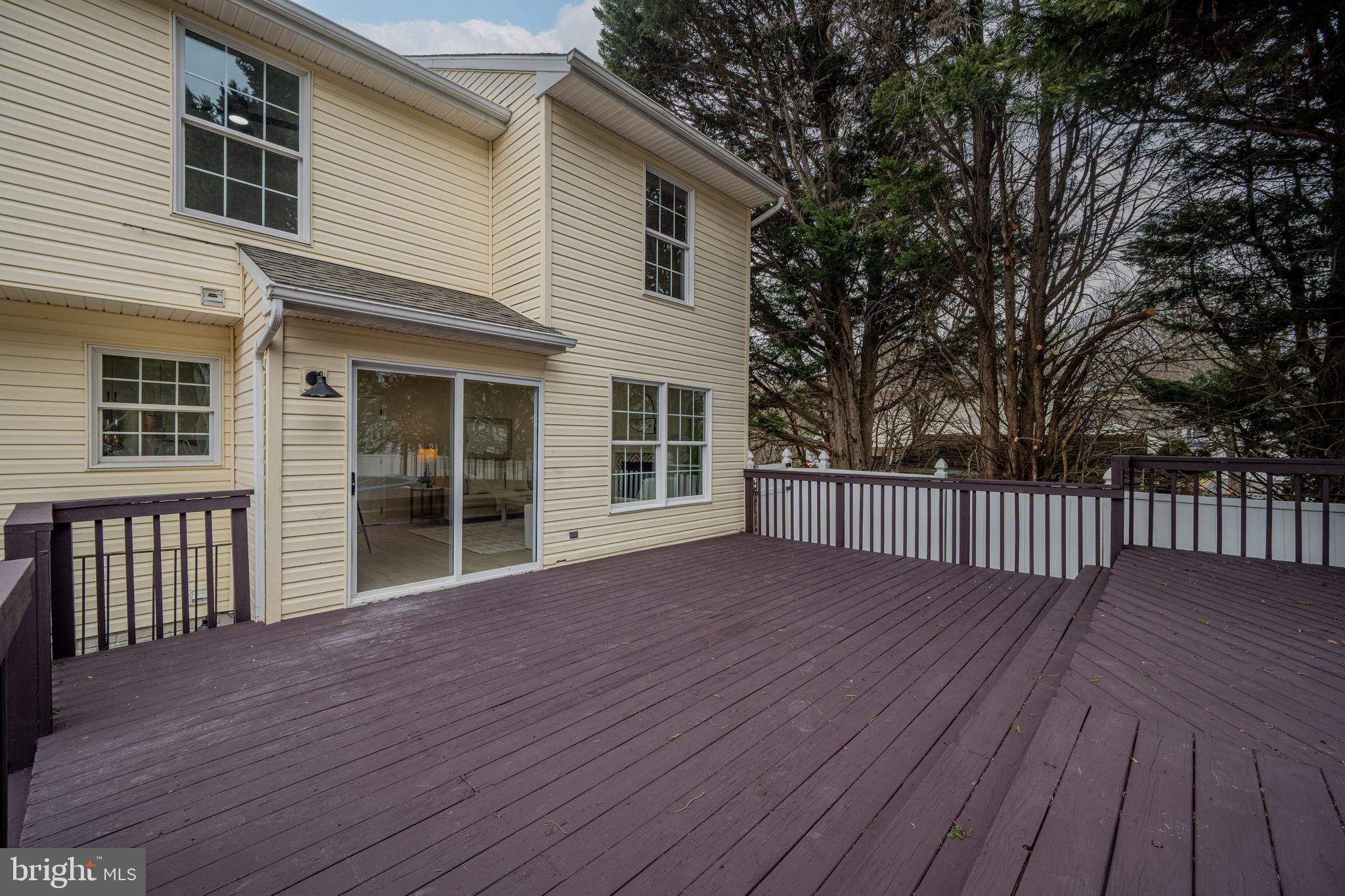 ELDERWOOD VILLAGE - Residential