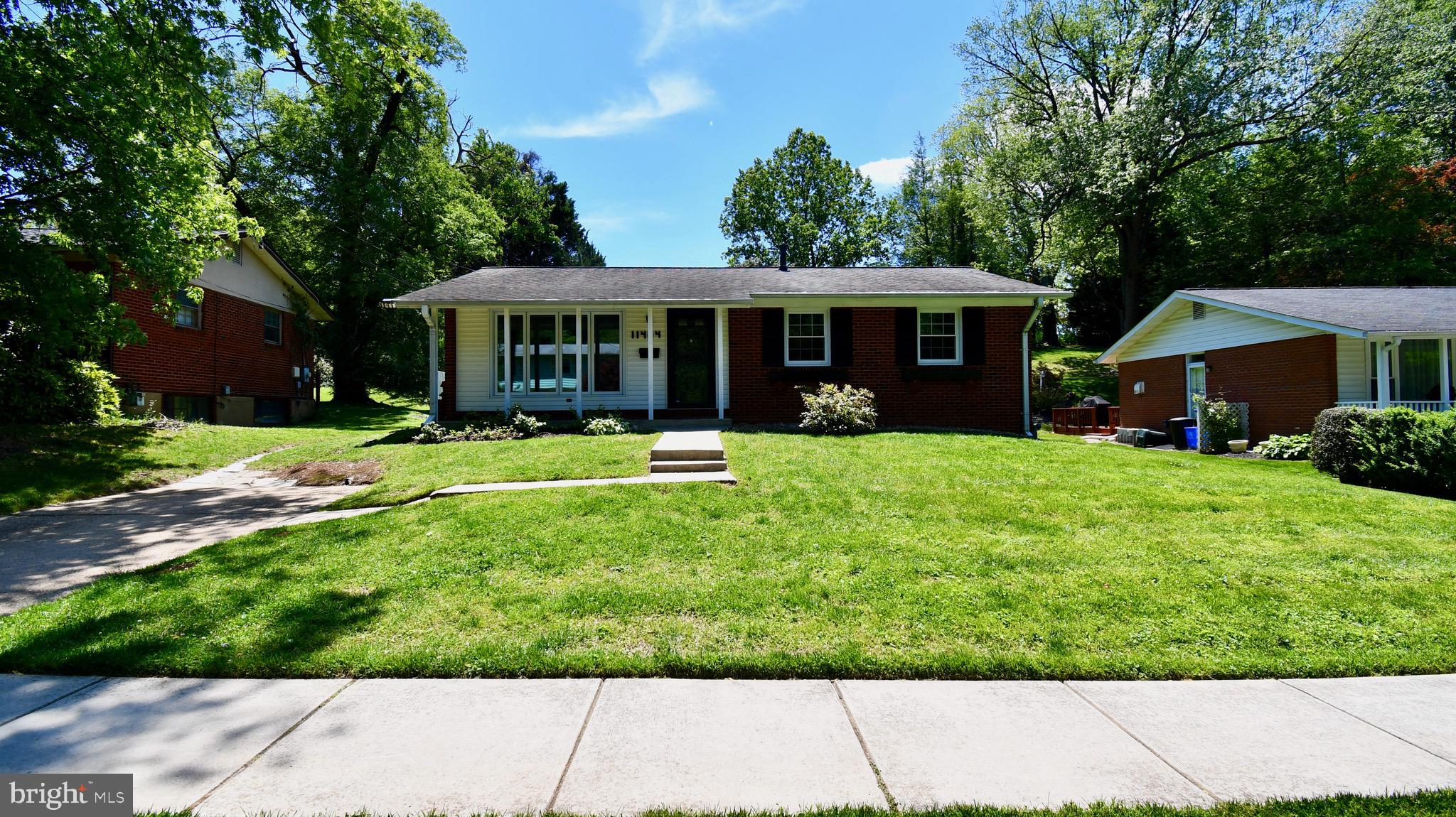 KENSINGTON KNOLLS - Residential