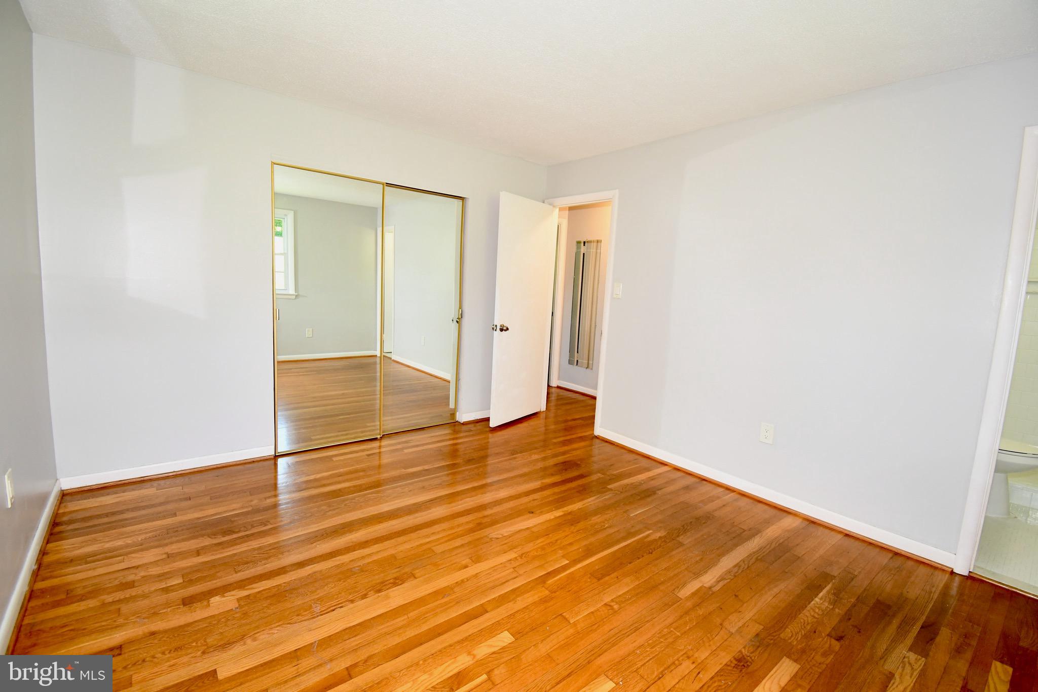 KENSINGTON KNOLLS - Residential