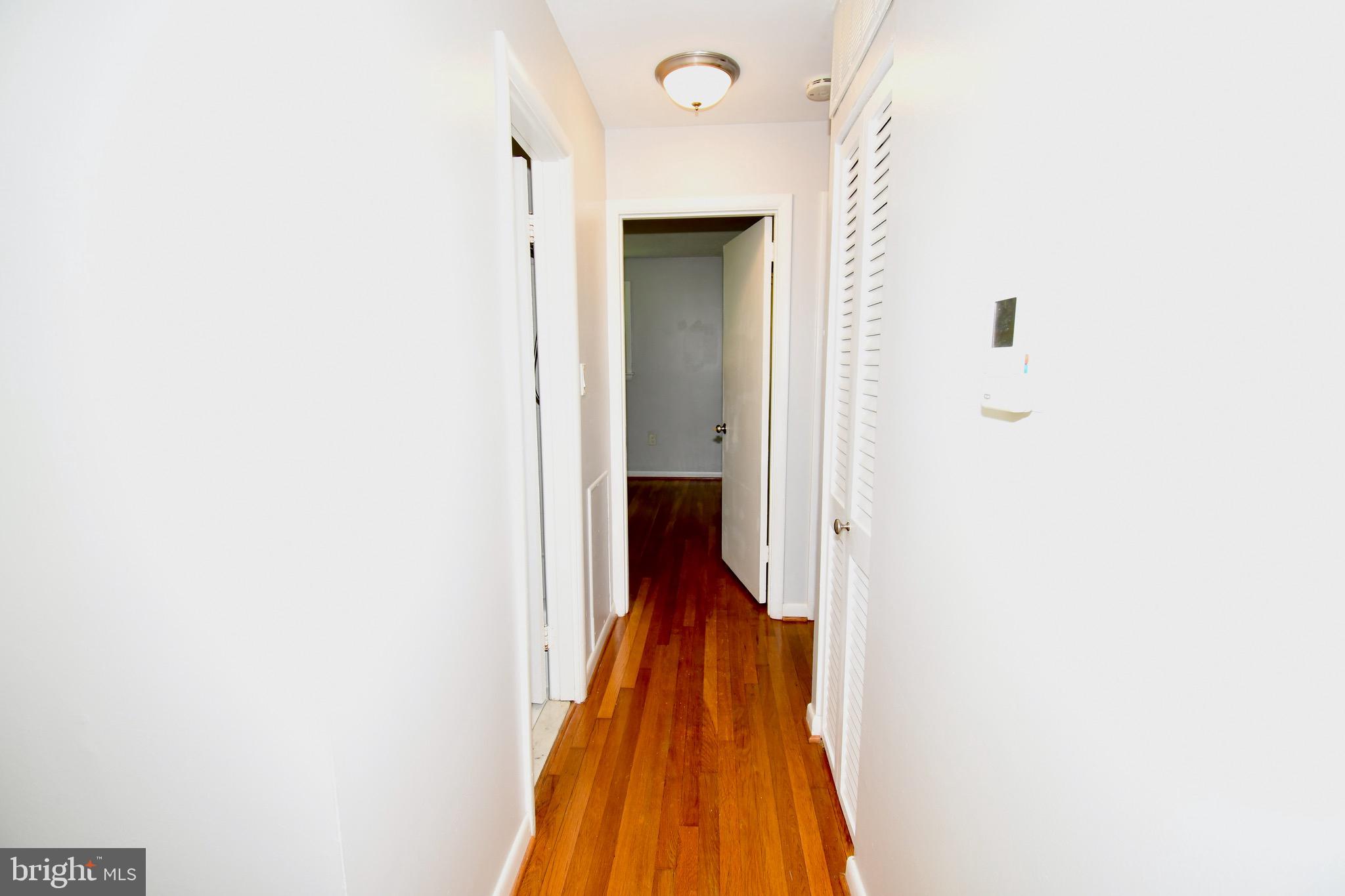 KENSINGTON KNOLLS - Residential
