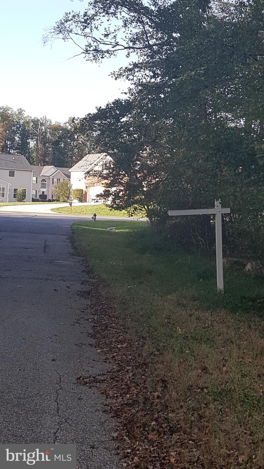 BROCK HALL MANOR - Land