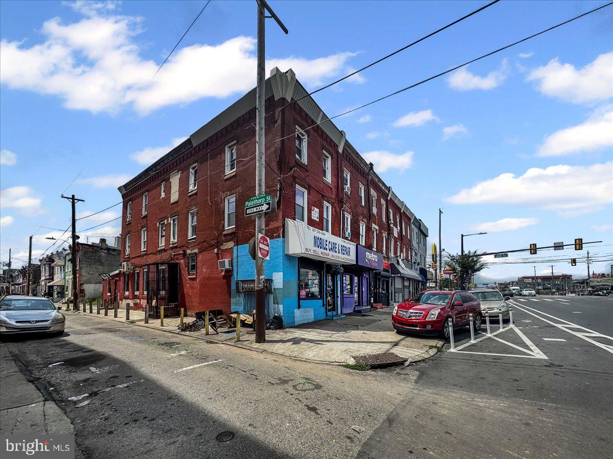 178-186 W LEHIGH AVENUE