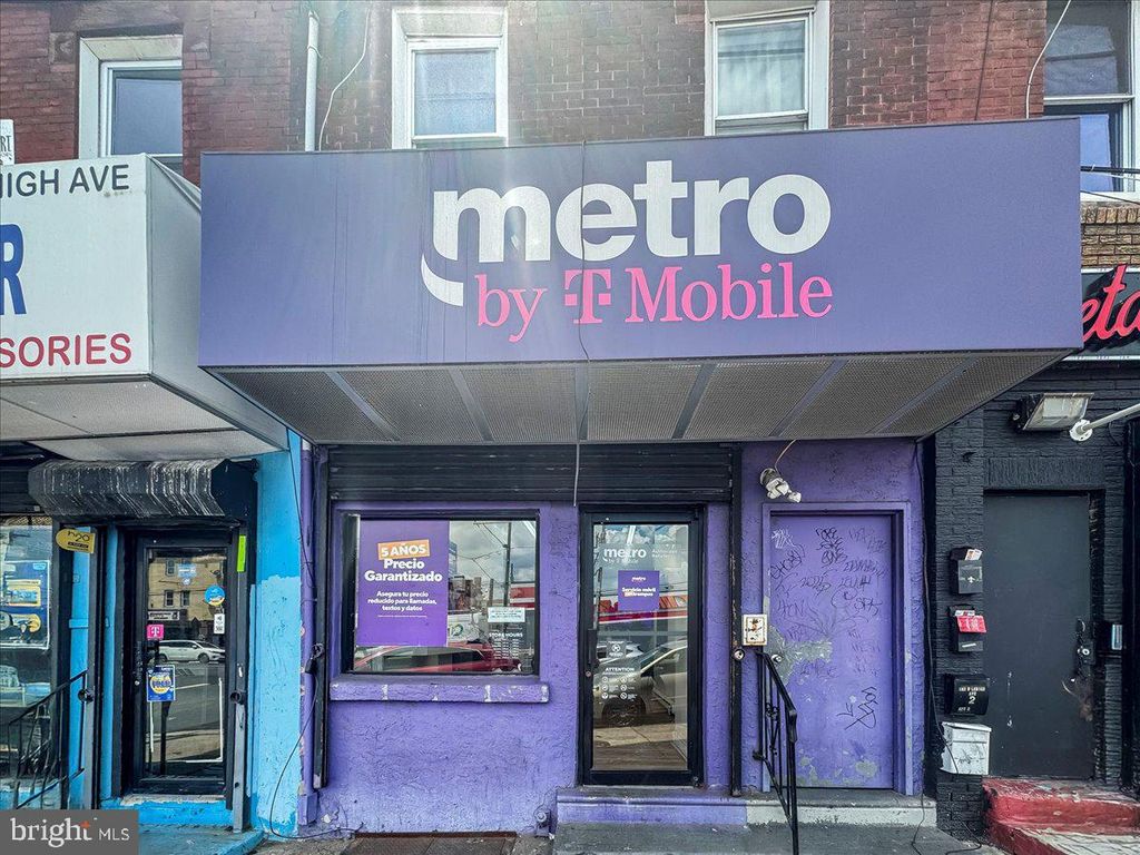 Photo of 178 W Lehigh Avenue, PHILADELPHIA, PA 19133 (MLS # PAPH2515394)