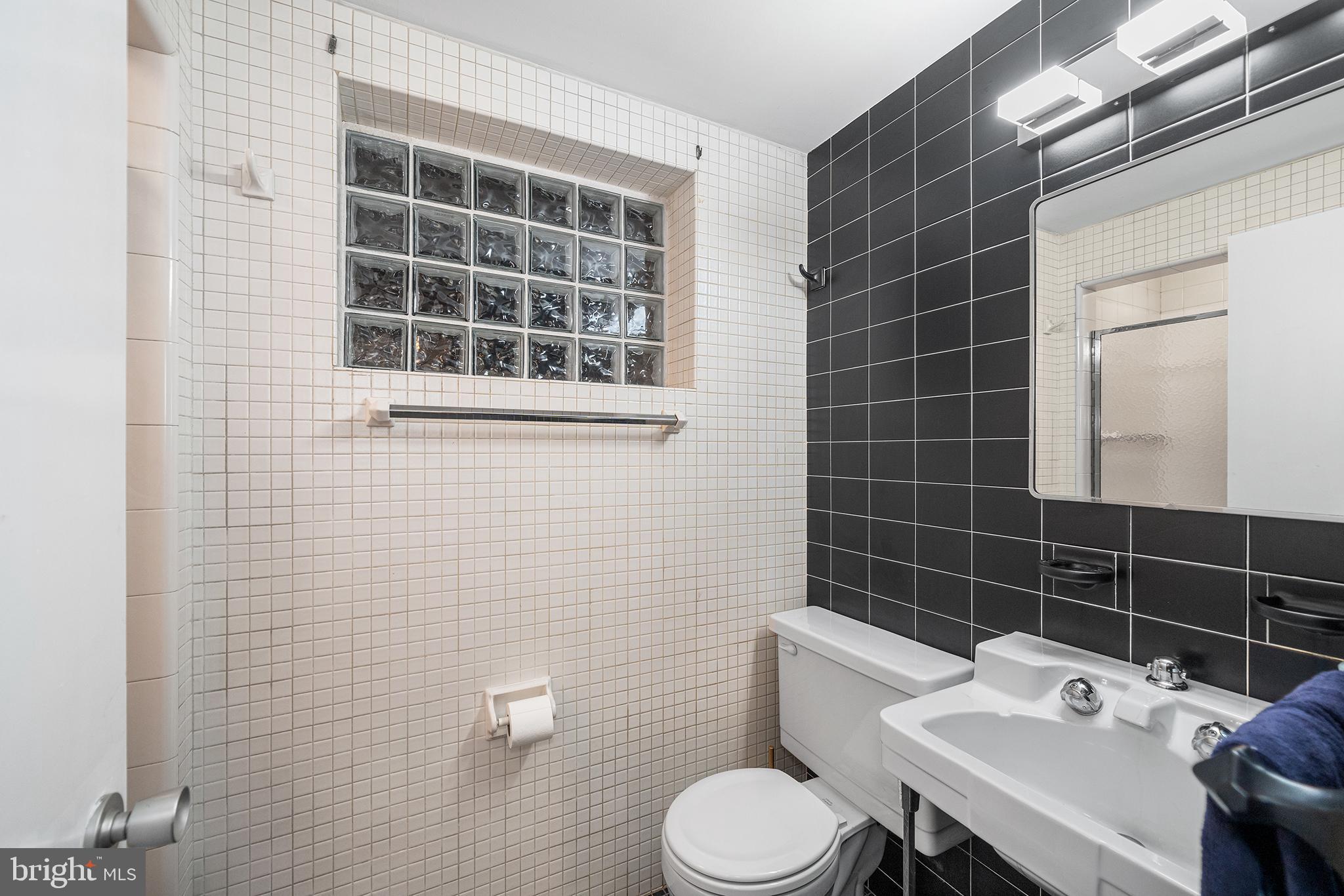 EAST FALLS - Residential