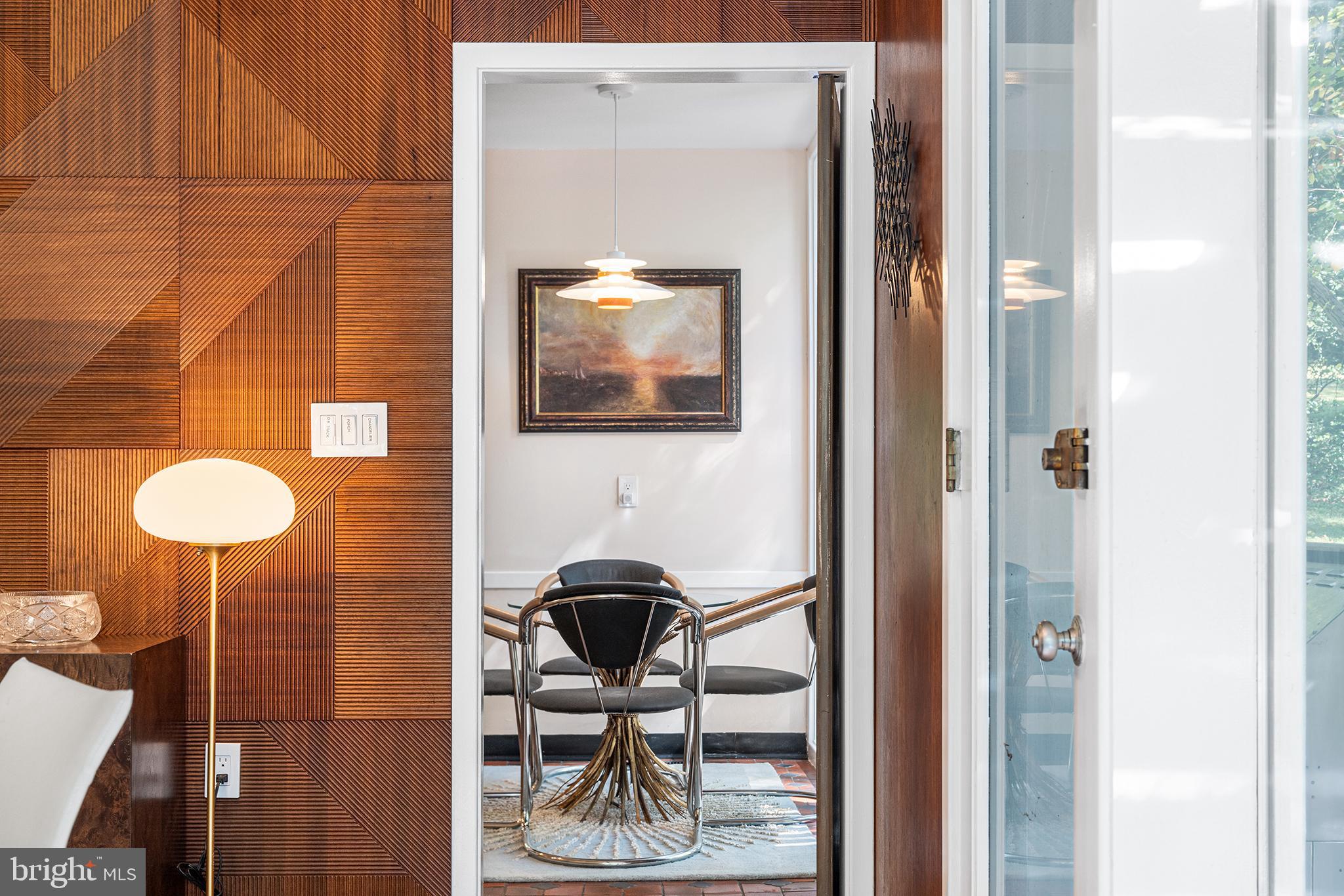 EAST FALLS - Residential