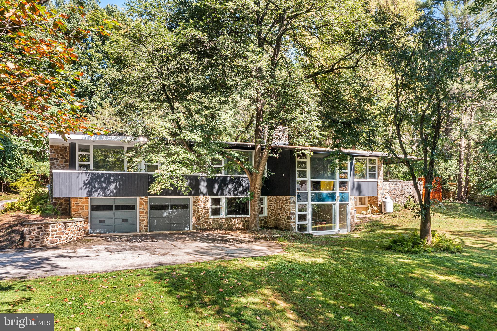 EAST FALLS - Residential