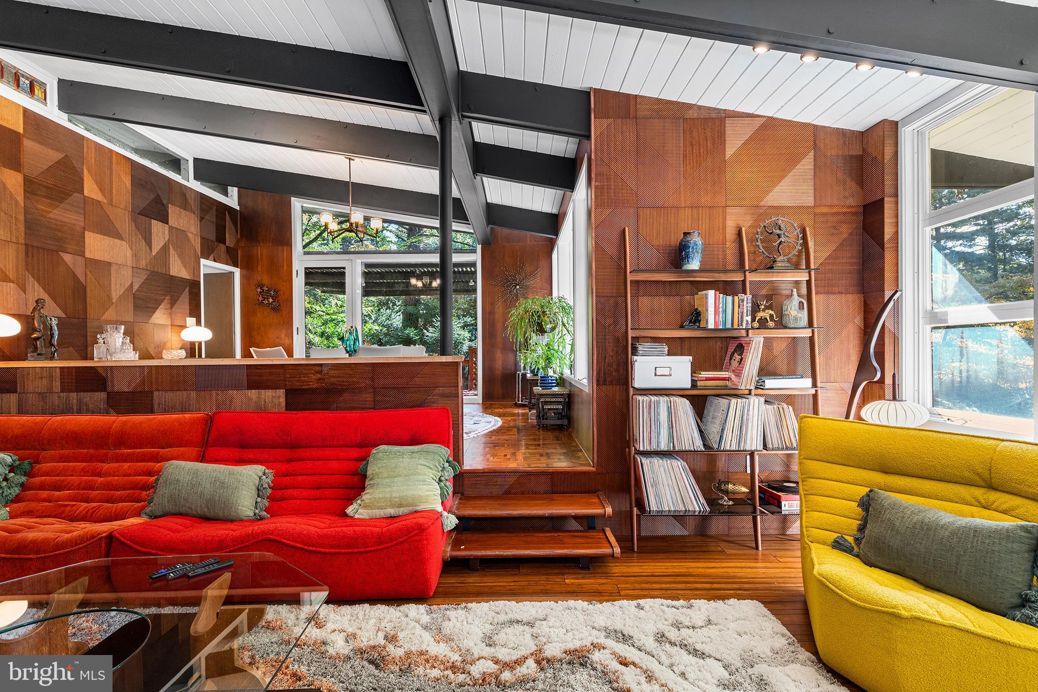 EAST FALLS - Residential