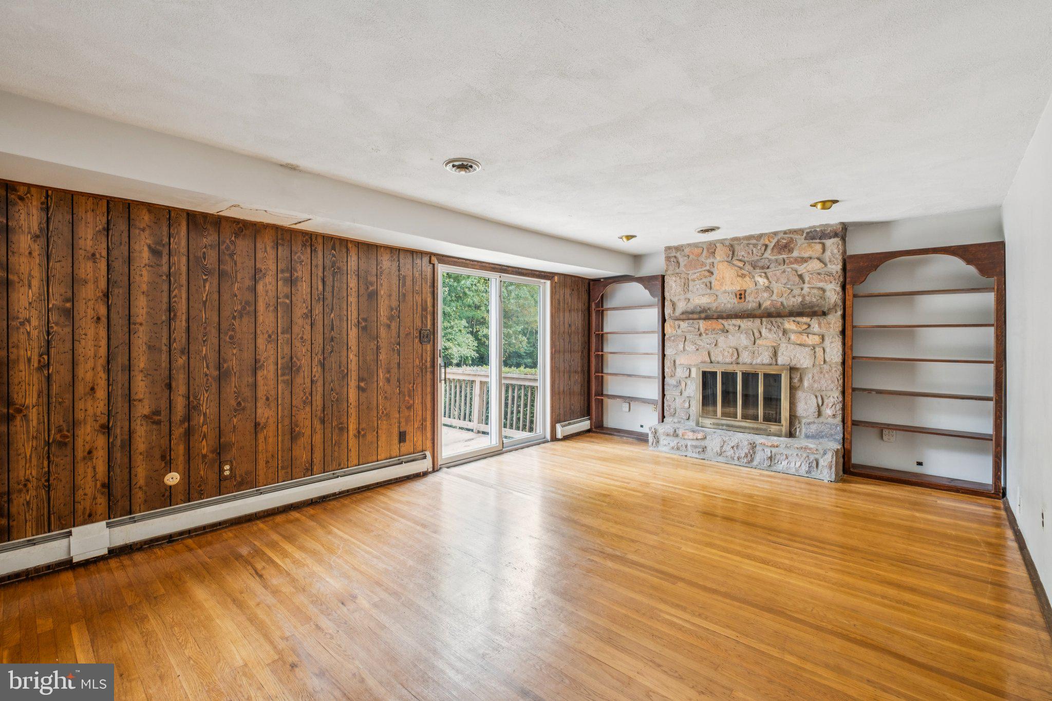 DOYLESTOWN - Residential