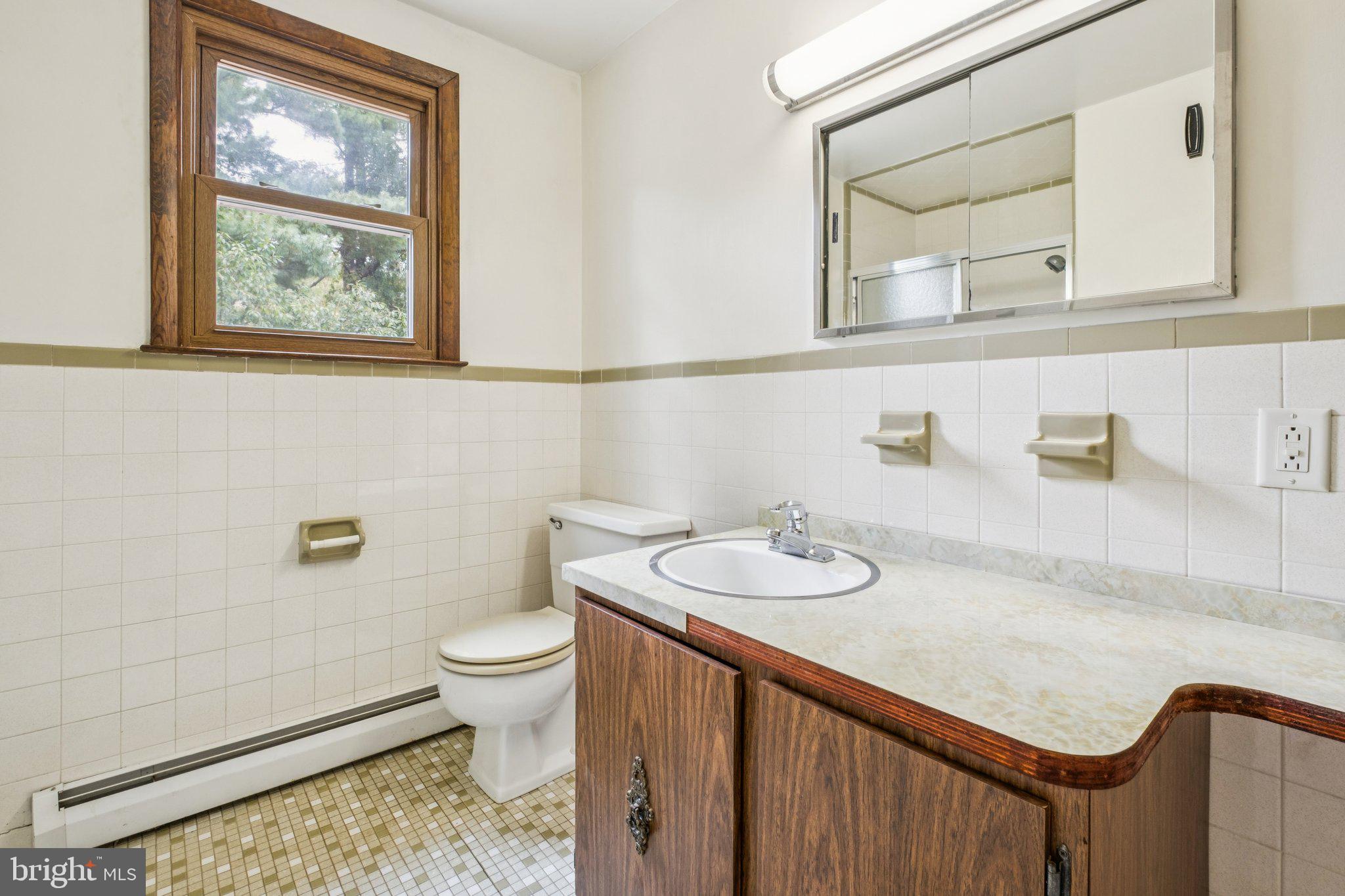 DOYLESTOWN - Residential