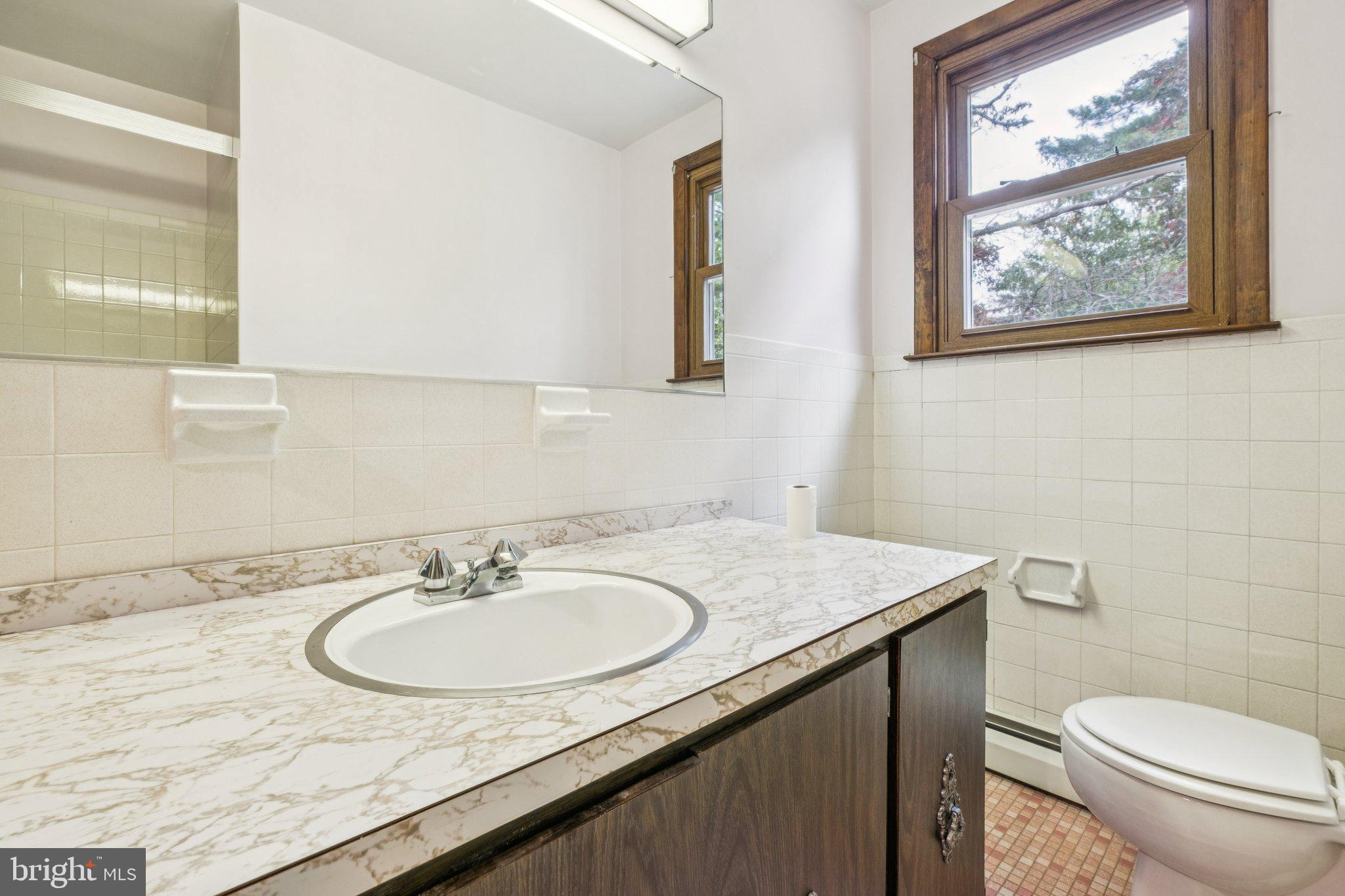 DOYLESTOWN - Residential