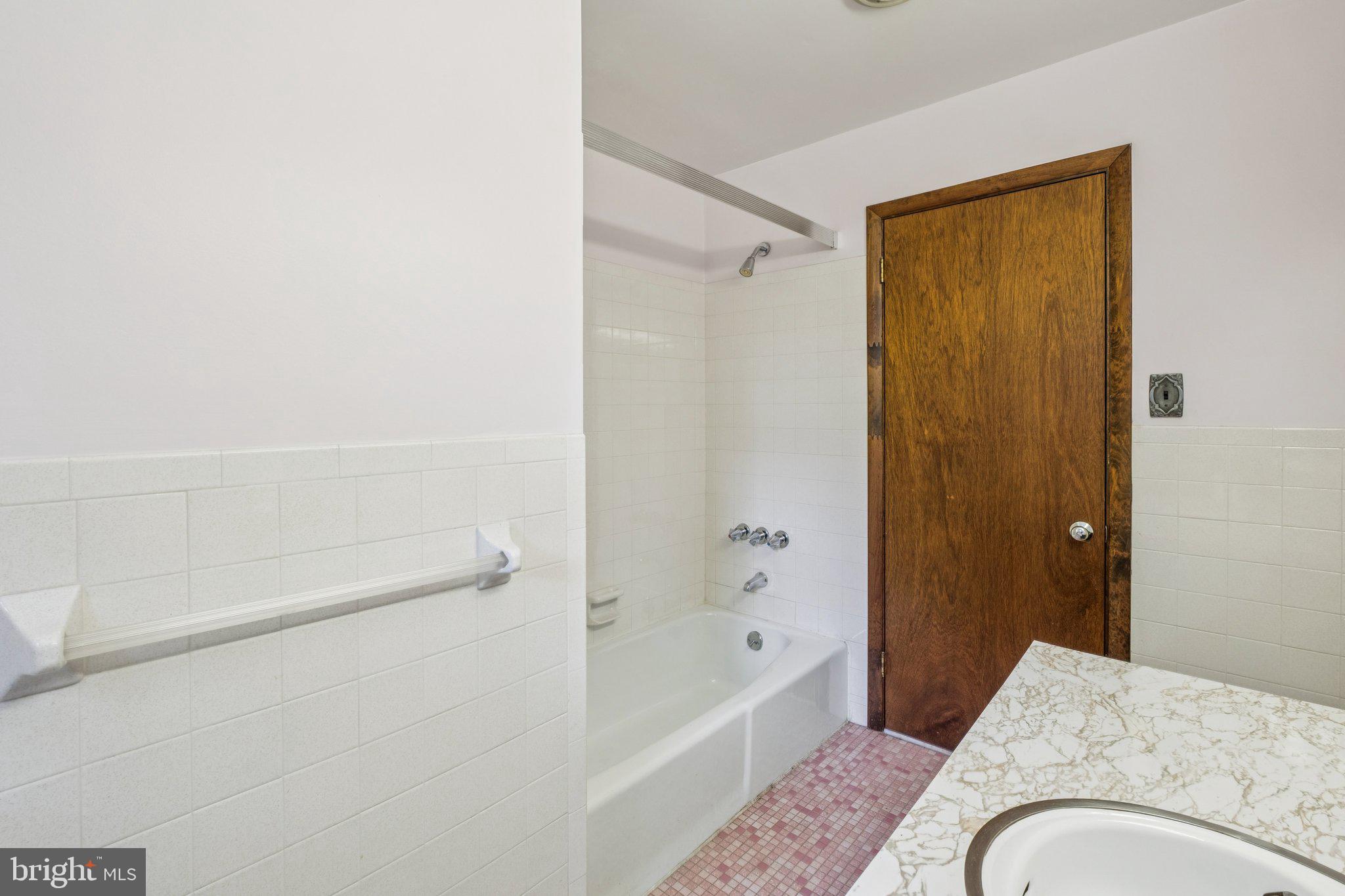 DOYLESTOWN - Residential