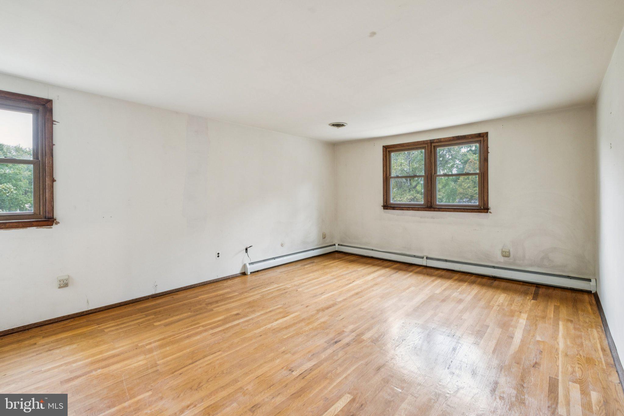 DOYLESTOWN - Residential