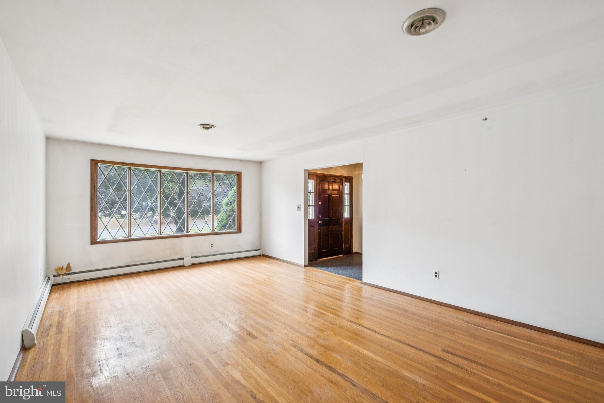 DOYLESTOWN - Residential