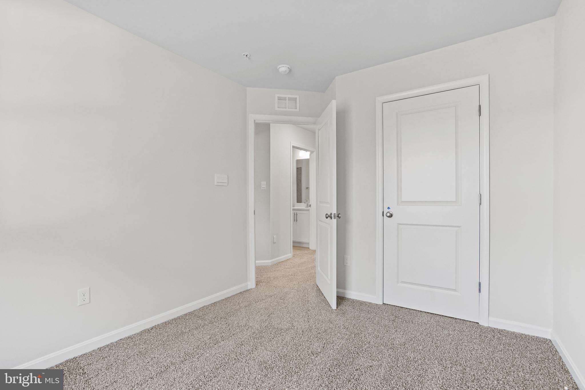 SPRING HILLS - Residential