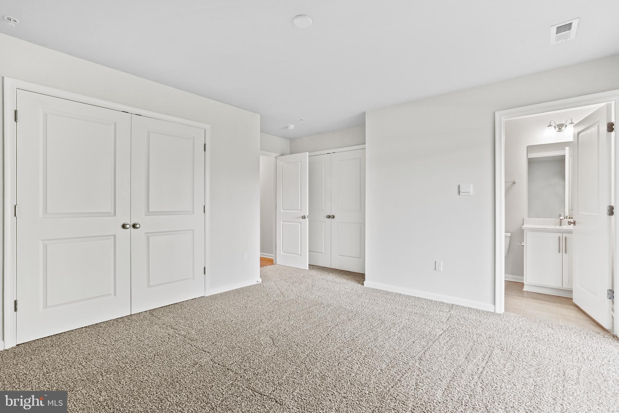 SPRING HILLS - Residential