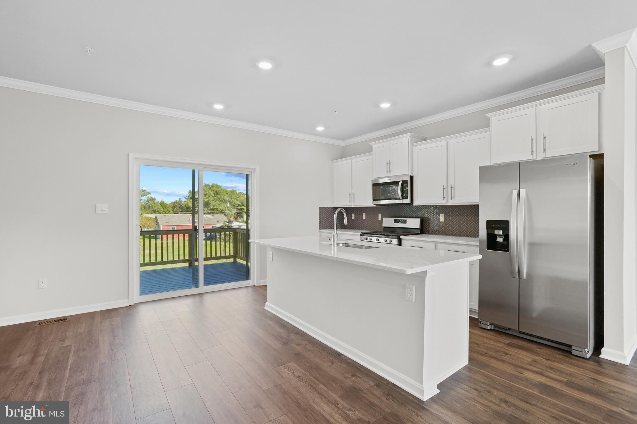 SPRING HILLS - Residential