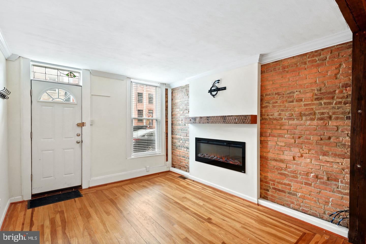 1335 ANDRE STREET
