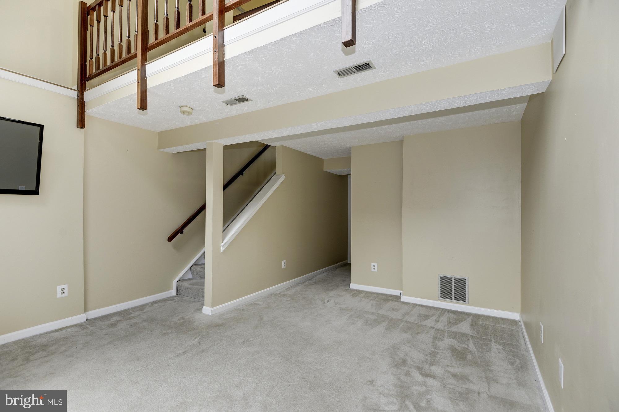 RESTON - Residential Lease