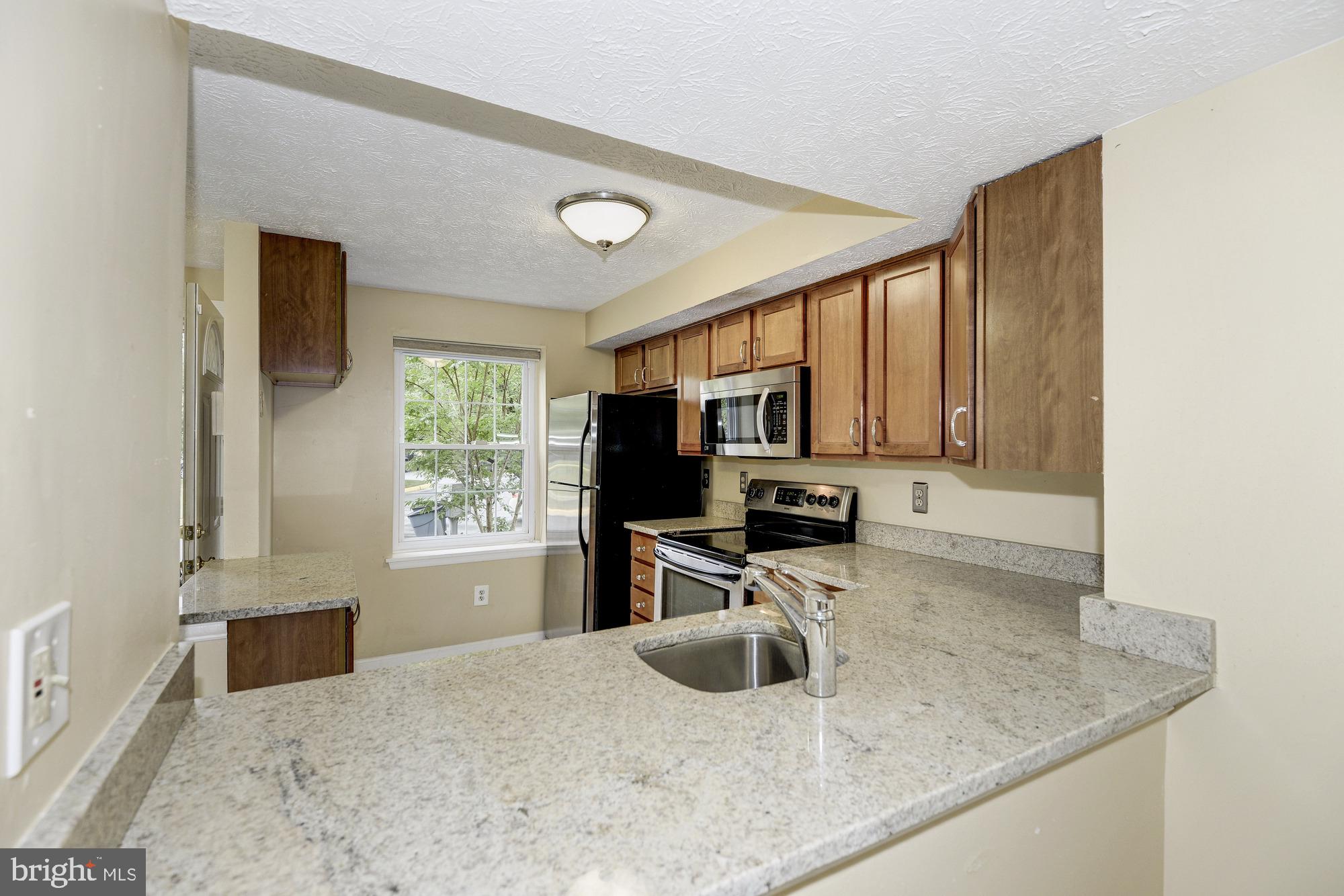 RESTON - Residential Lease