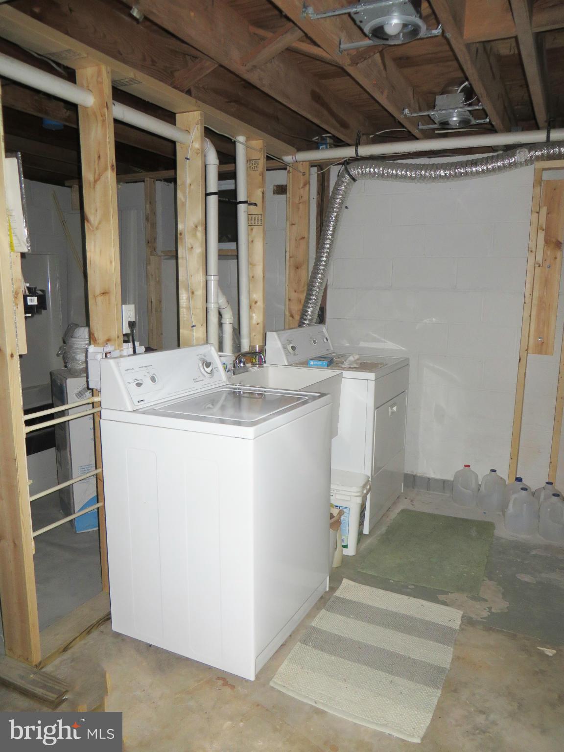 TOWN CREEK - Residential