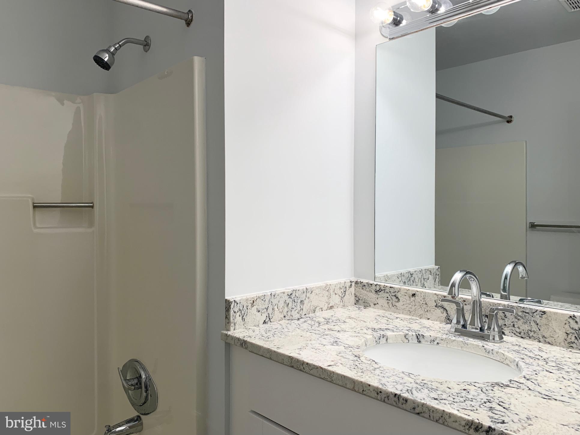 HUNTSMAN CONDO - Residential