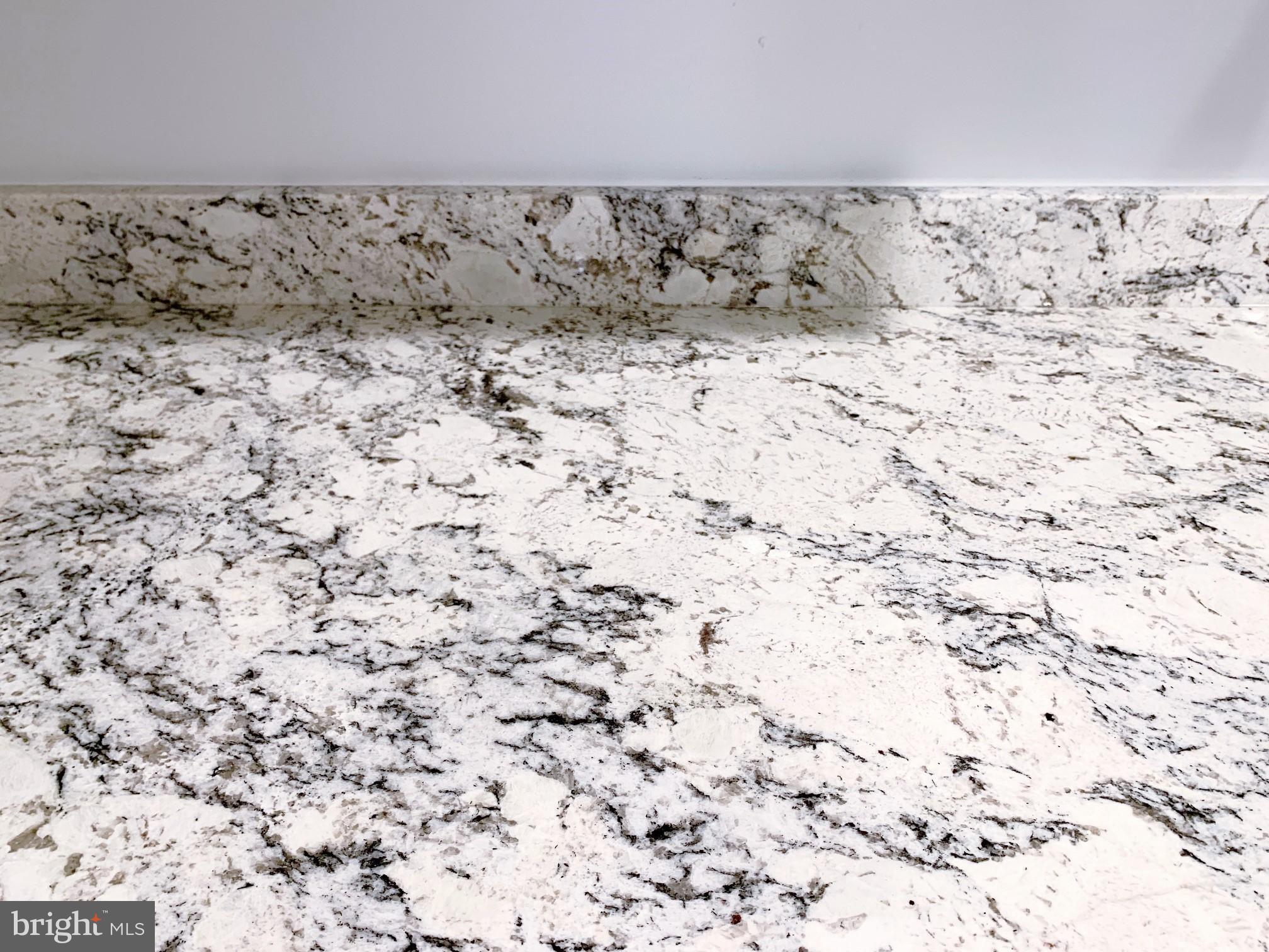 HUNTSMAN CONDO - Residential