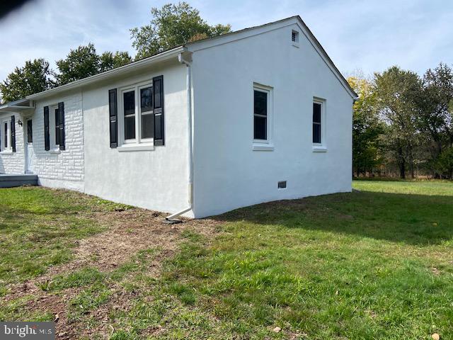 1033 WALT ROAD